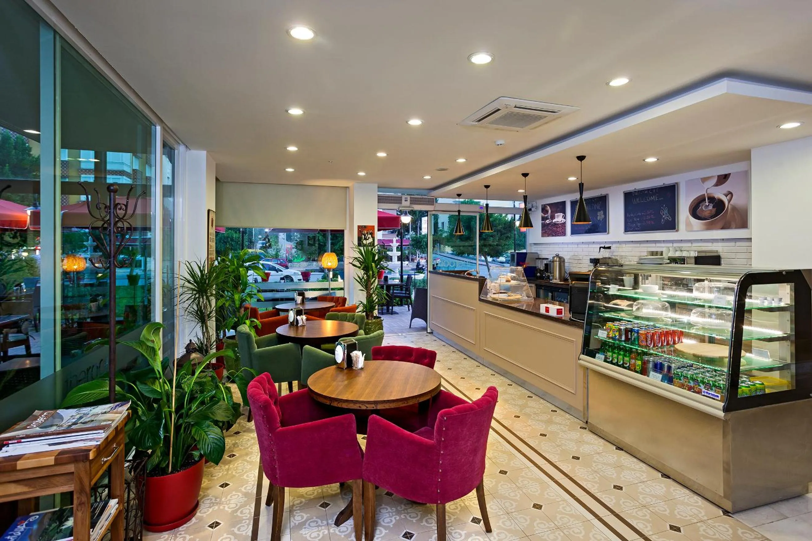 The Room Hotel & Apartments