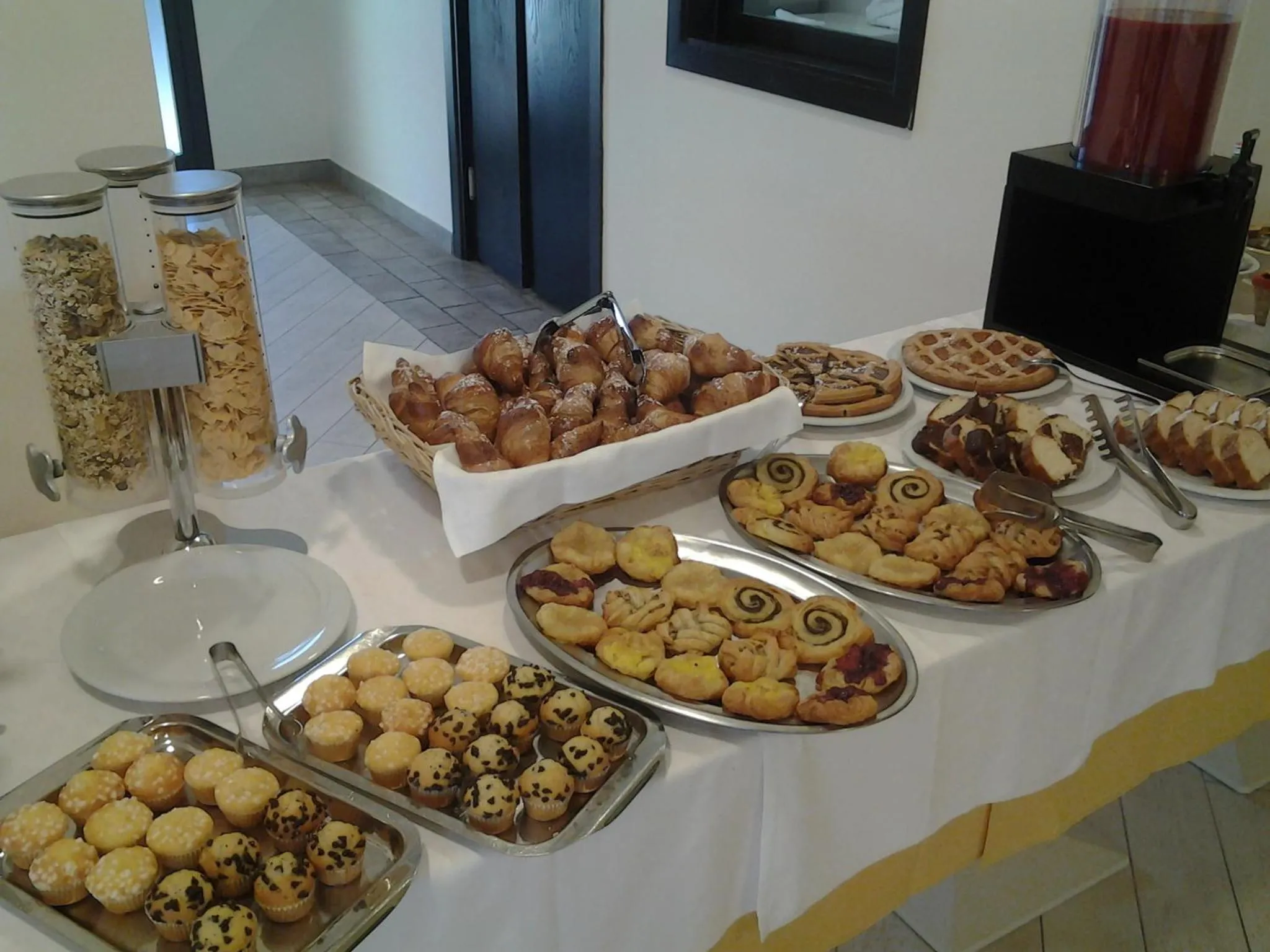 Food in Hotel Flora