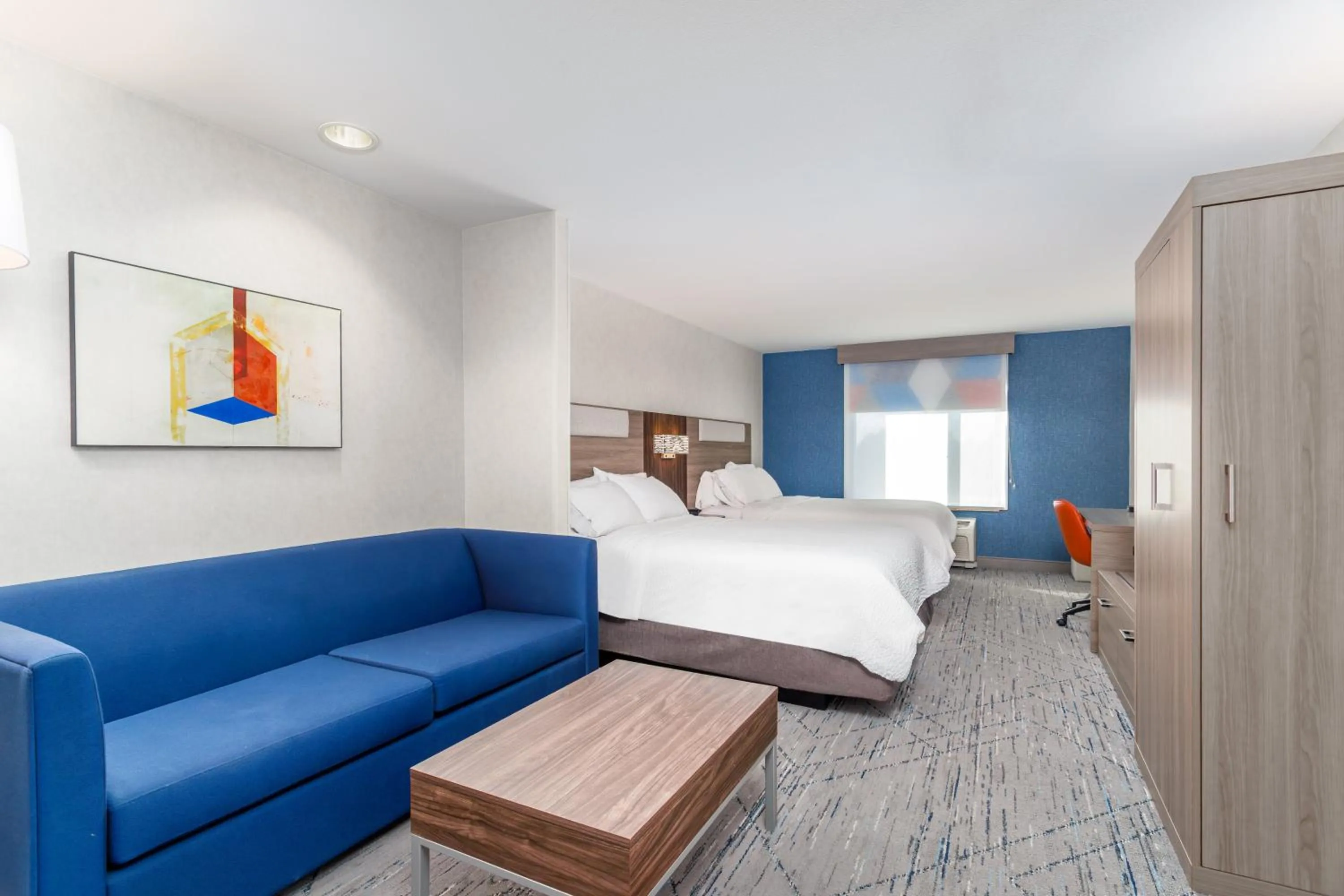 Photo of the whole room, Bed in Holiday Inn Express Hotel Twin Falls by IHG