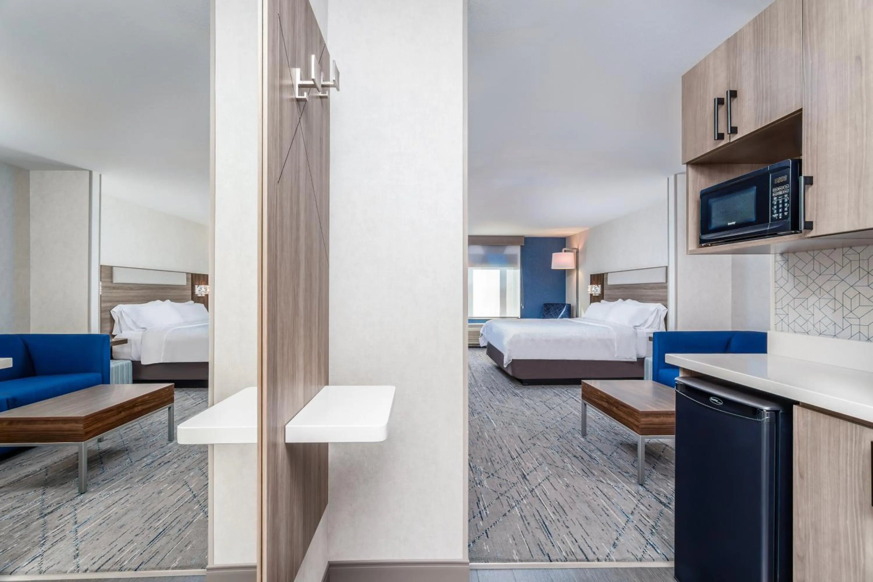 Photo of the whole room, Bed in Holiday Inn Express Hotel Twin Falls by IHG