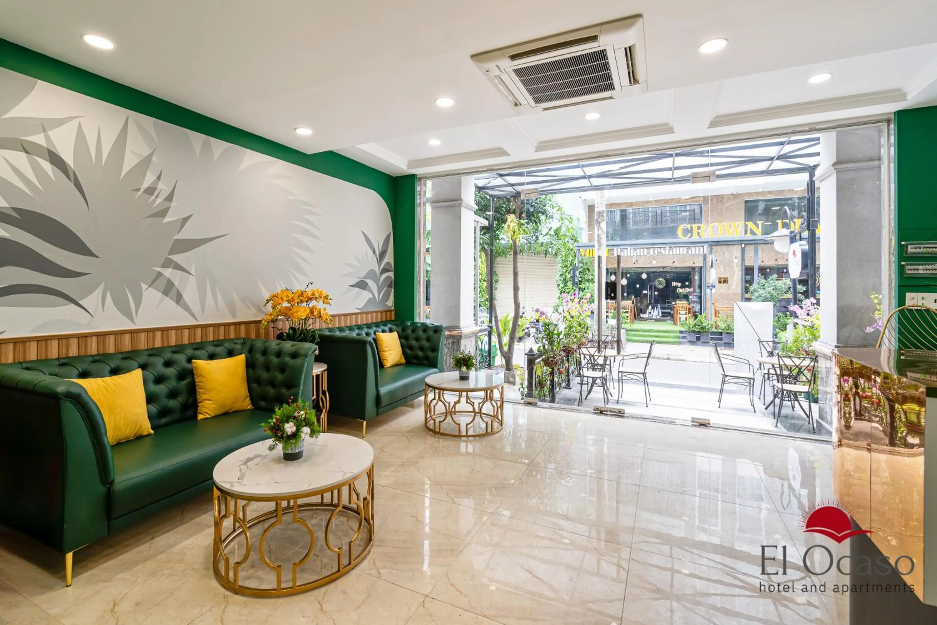 Lobby or reception in El Ocaso Hotel and Apartments