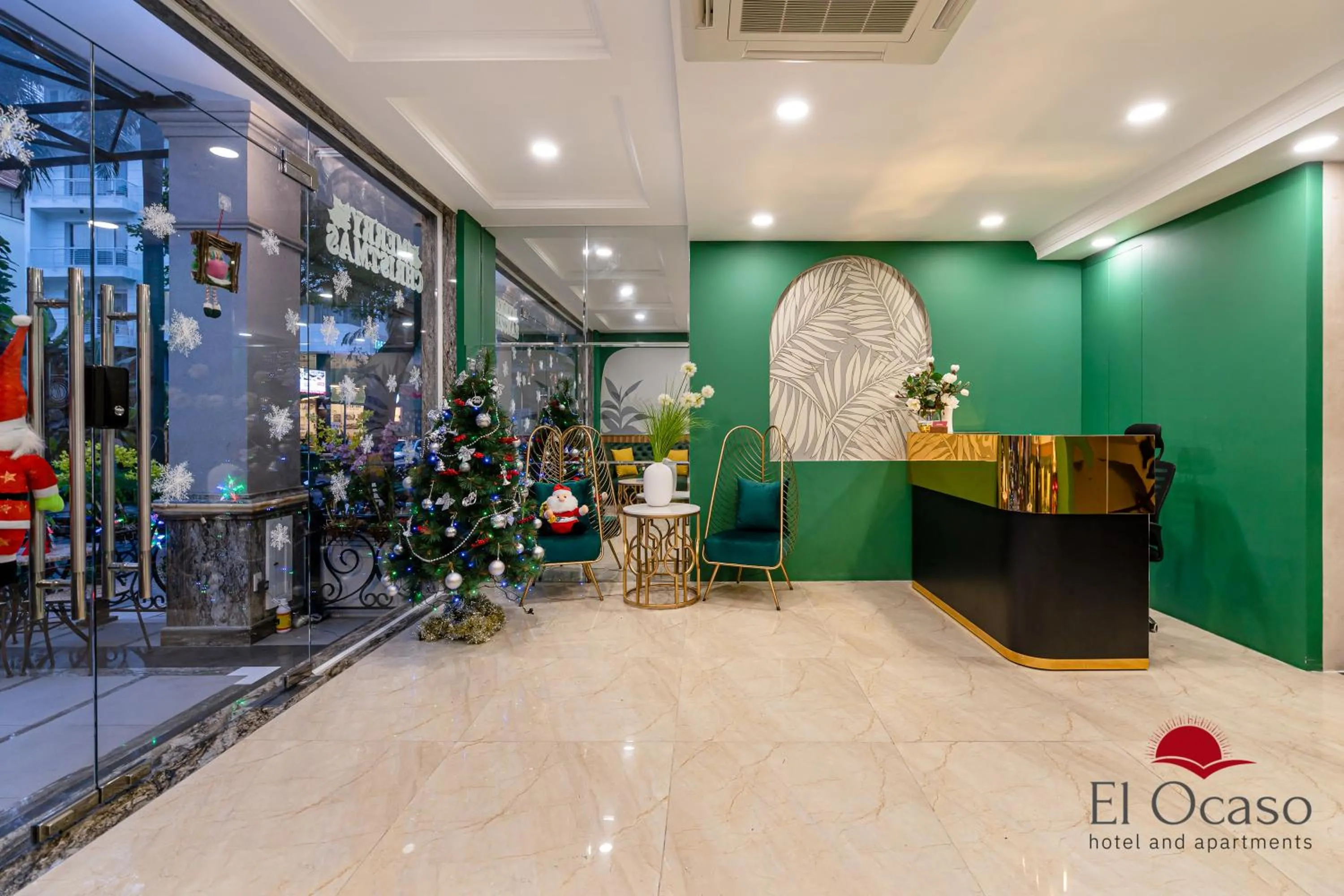 Lobby or reception in El Ocaso Hotel and Apartments