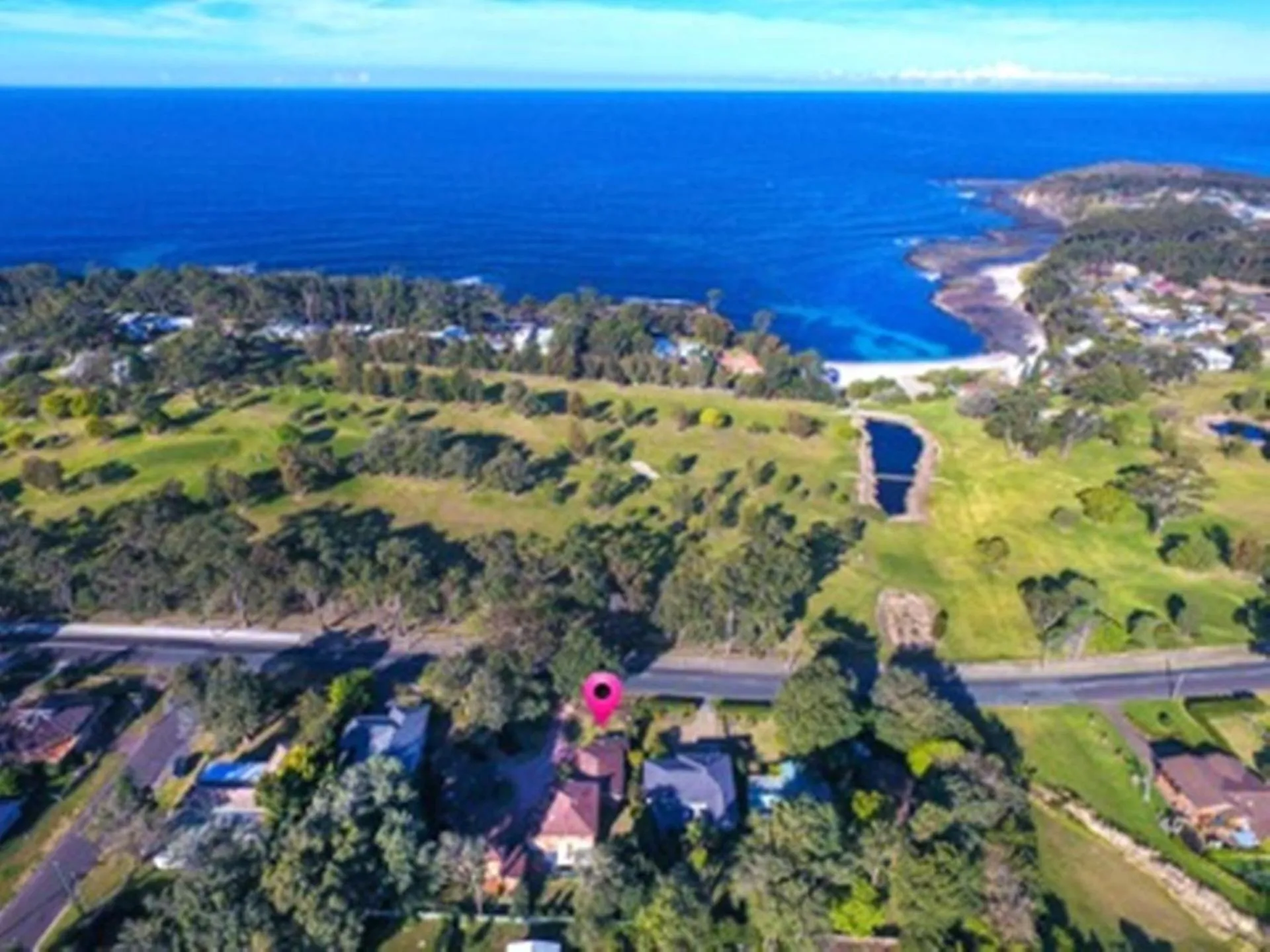 Property building in Fairway Haven Getaway