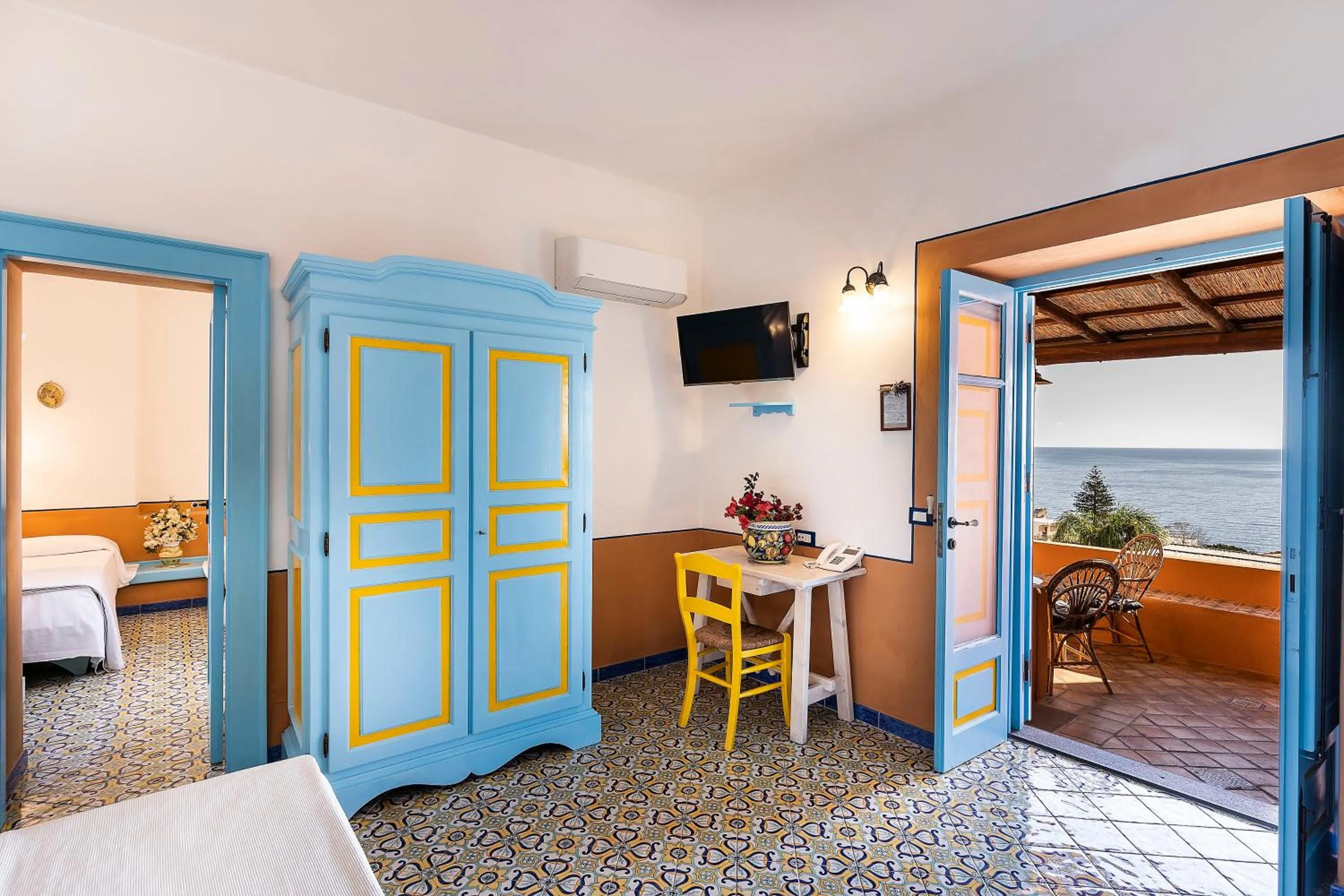 Bed in Hotel Mamma Santina