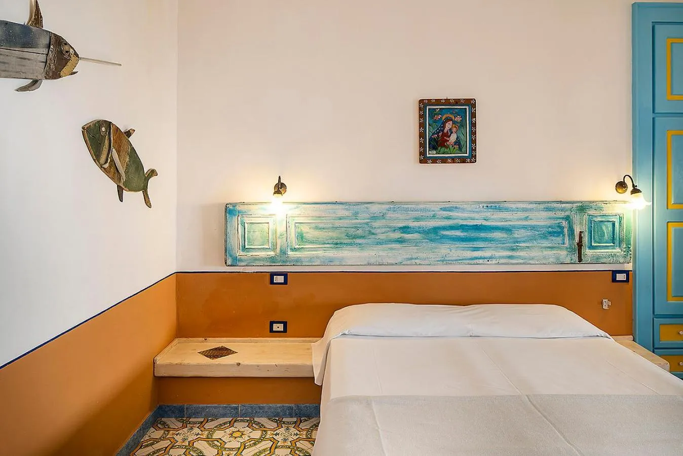 Bed in Hotel Mamma Santina