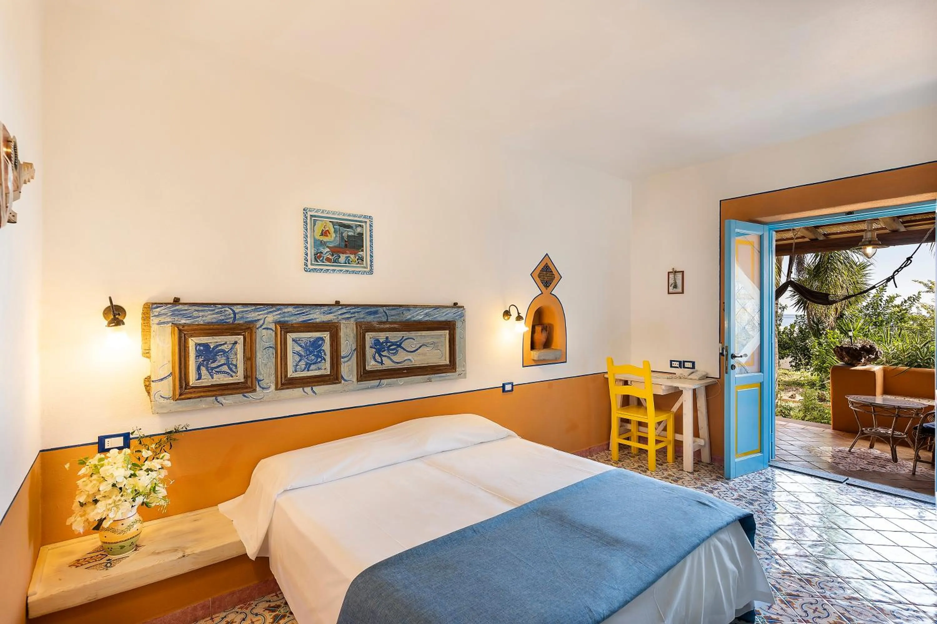 Bed in Hotel Mamma Santina