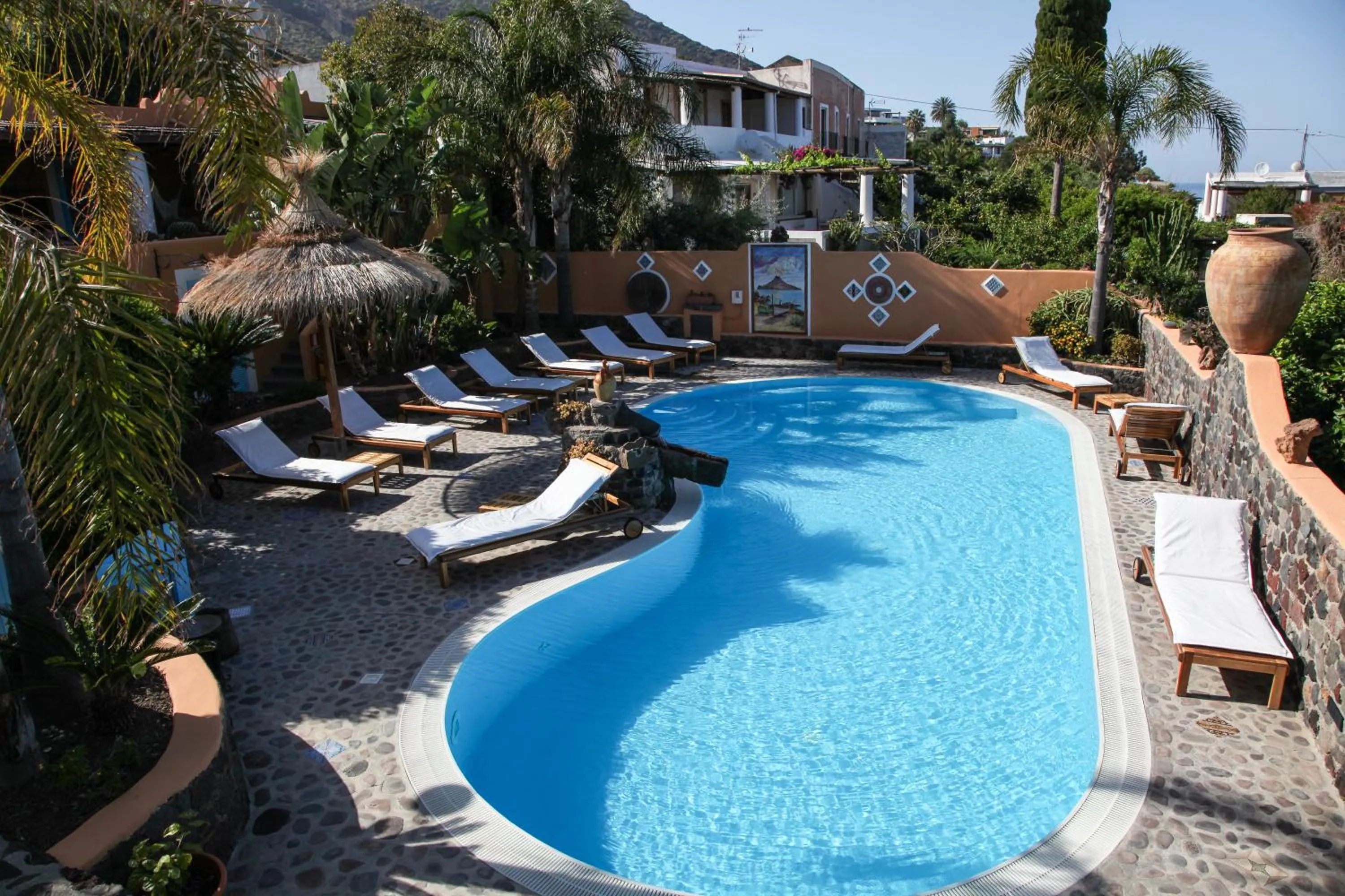 Swimming pool in Hotel Mamma Santina