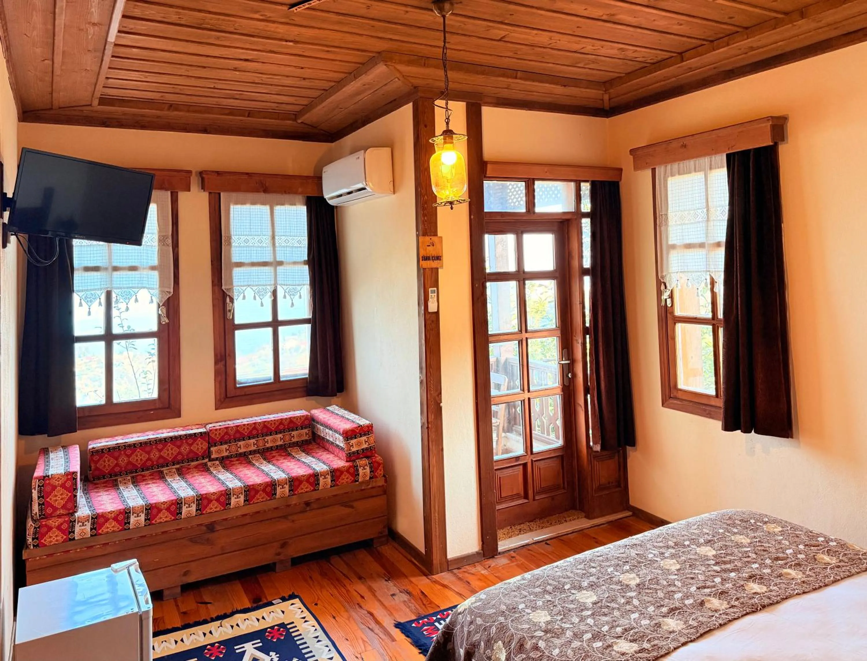 Bed in Kaf Dagi Konak Hotel