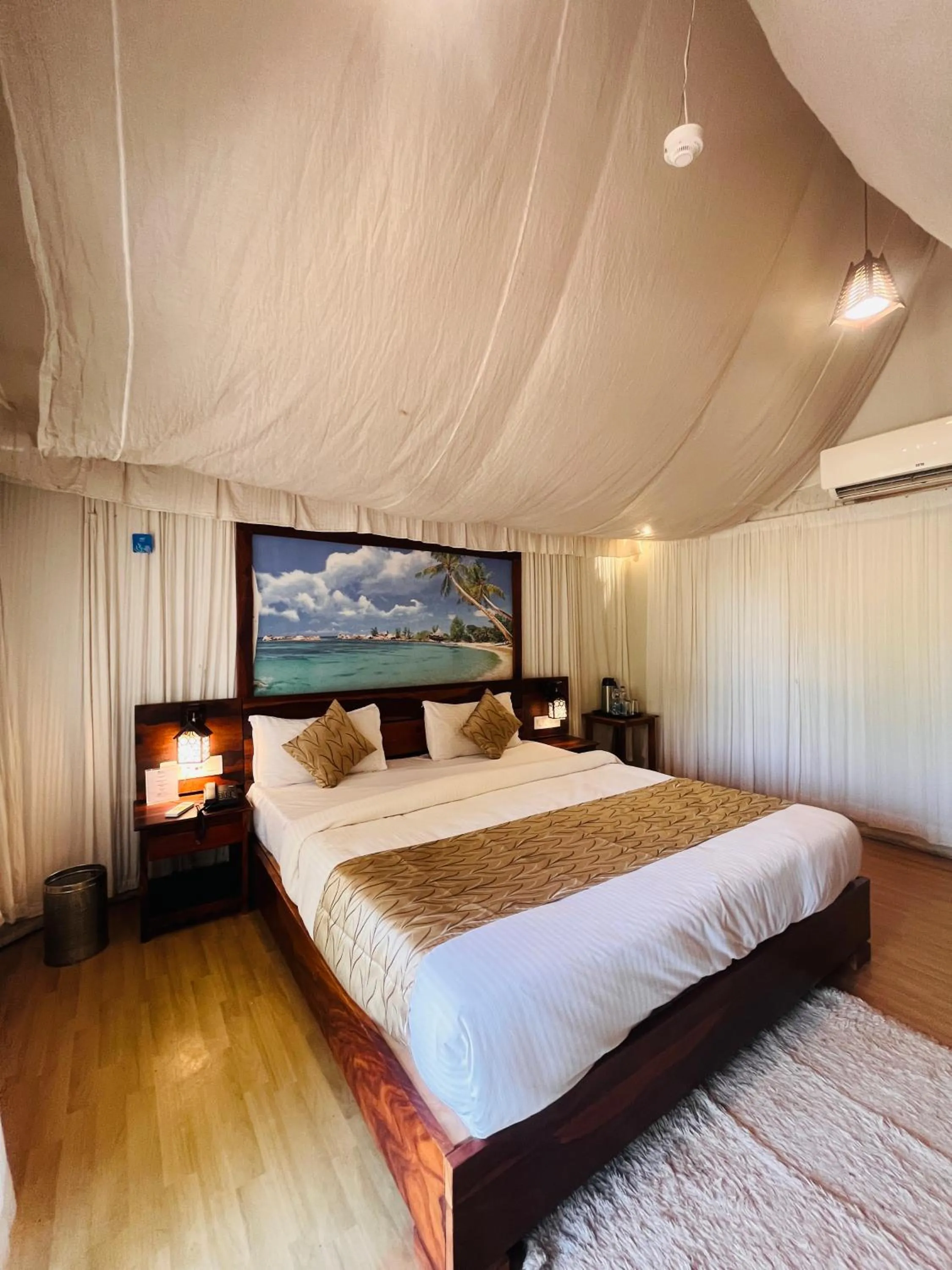 Bed in Lion Park Hotel & Resorts