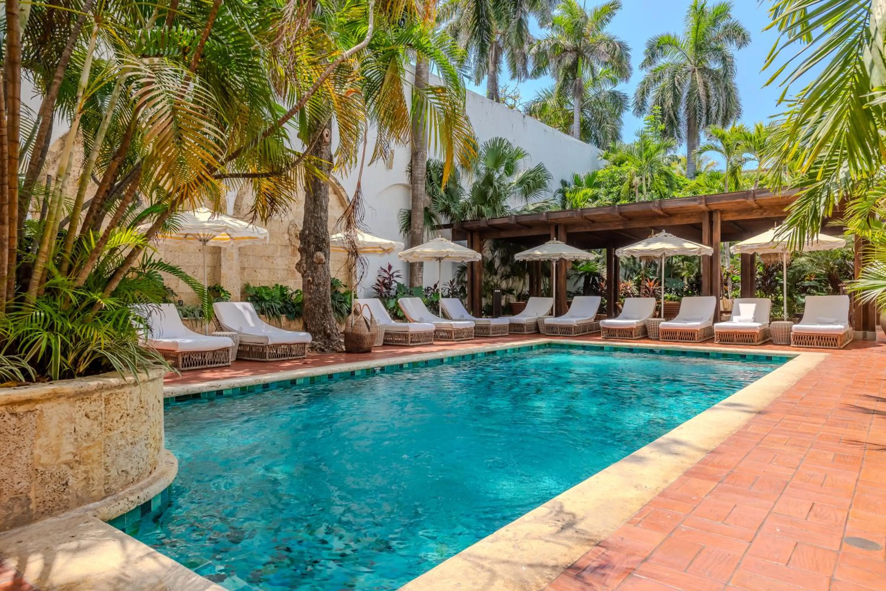 Swimming pool in Casa Pestagua Relais Châteaux