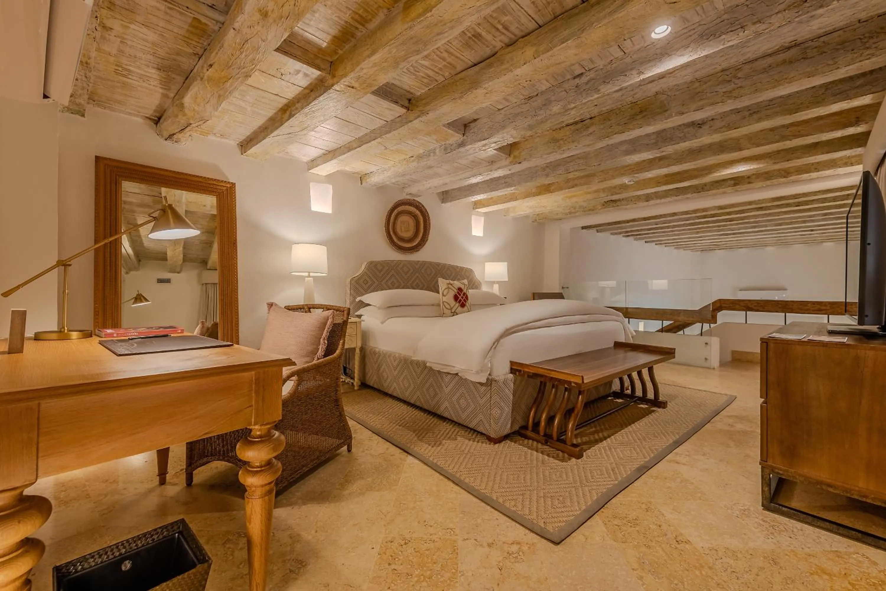 Bed in Casa Pestagua Relais Châteaux