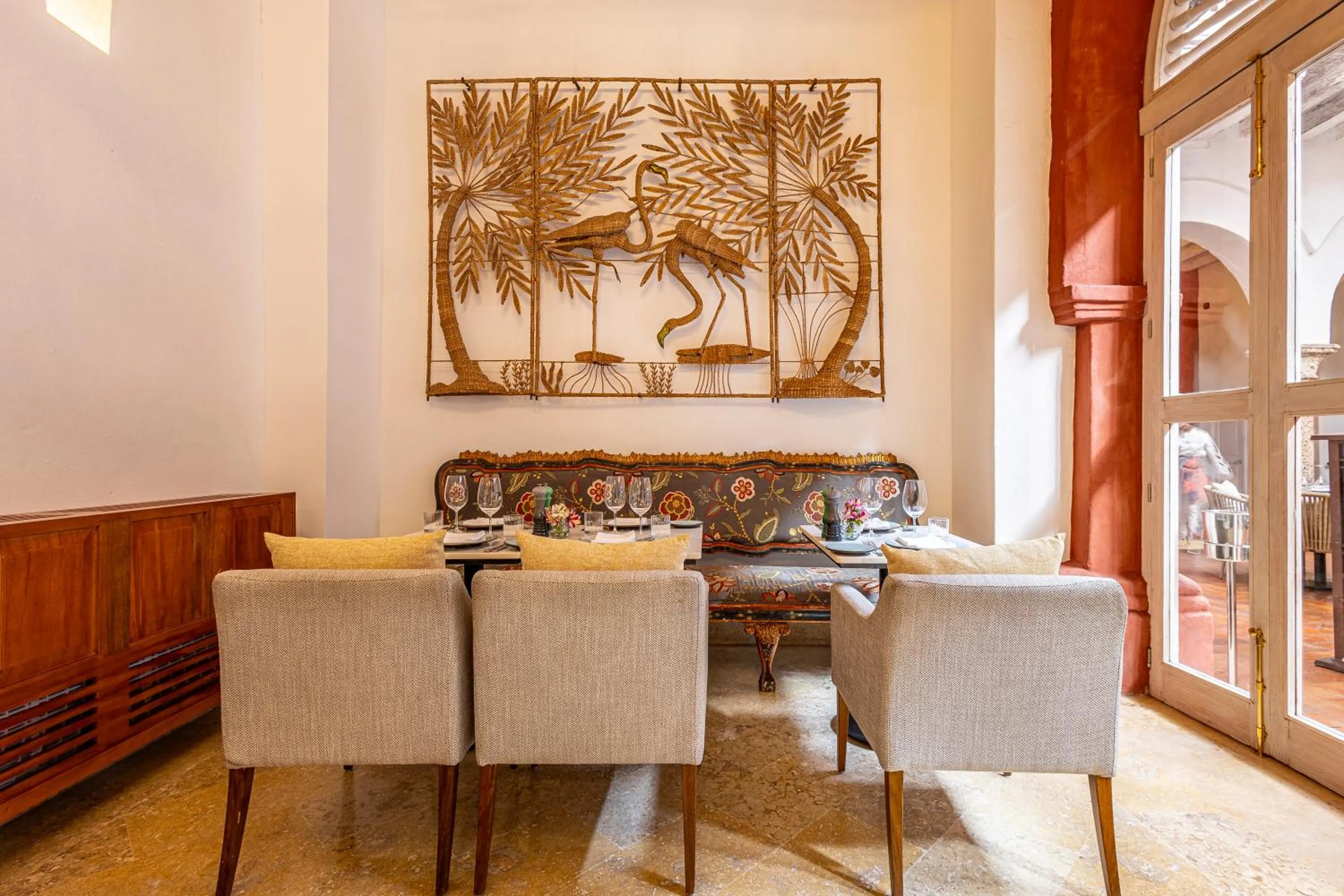 Restaurant/places to eat in Casa Pestagua Relais Châteaux