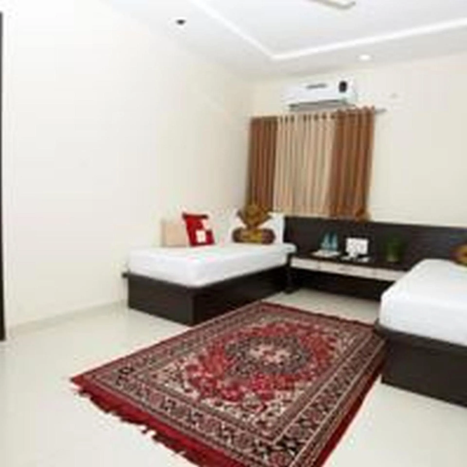 Bedroom in Hotel Shanti Kamal