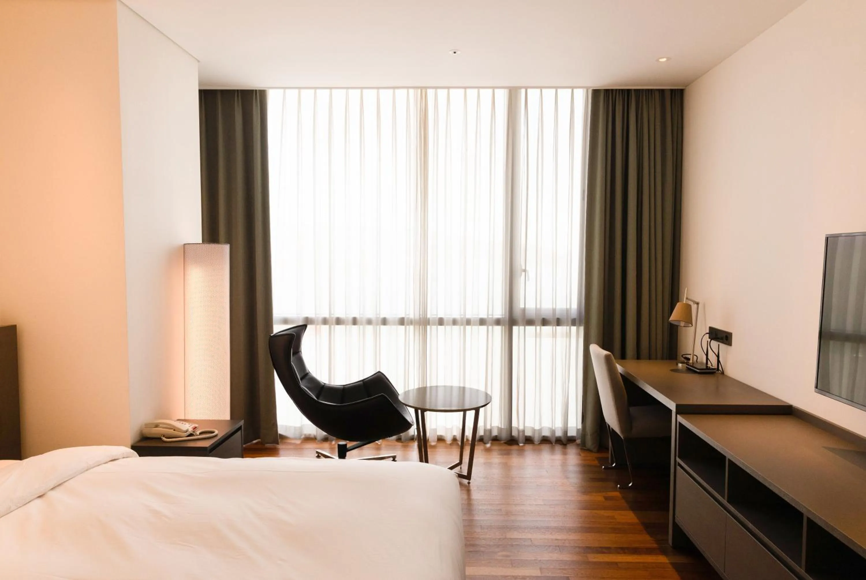 Bed in Sky View Hotel