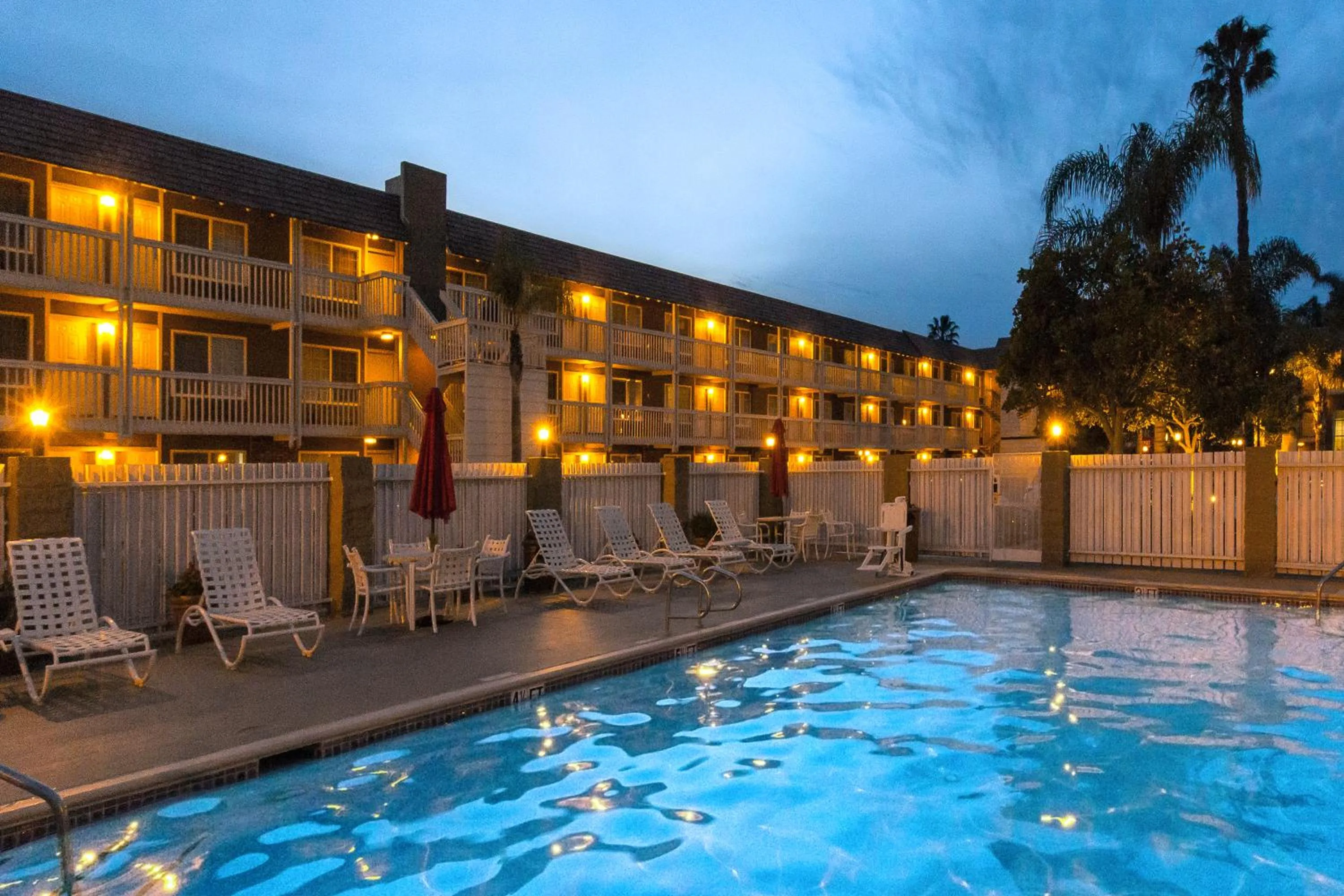 Swimming pool in Ramada by Wyndham Costa Mesa/Newport Beach