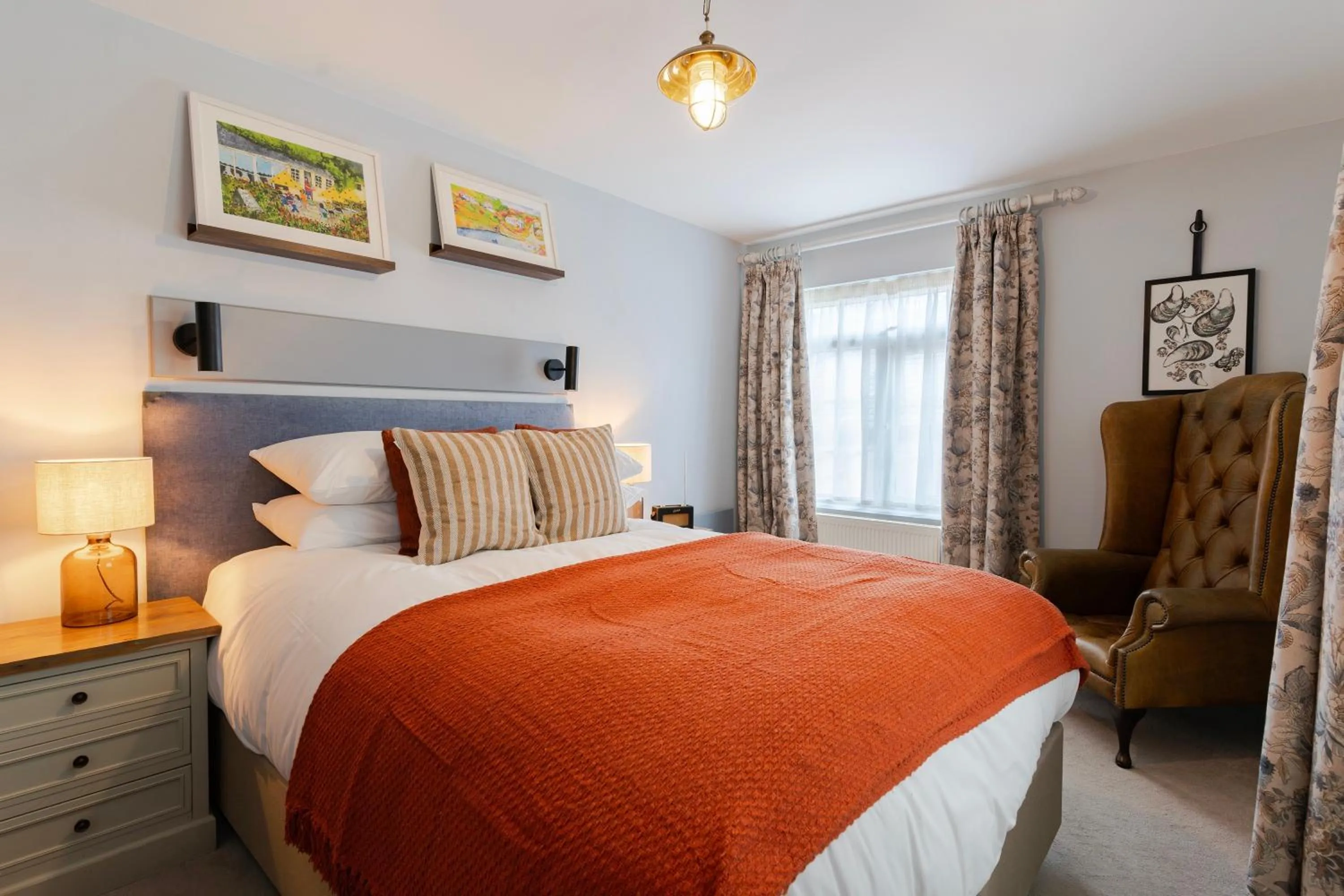 Bed in Port Gaverne Hotel