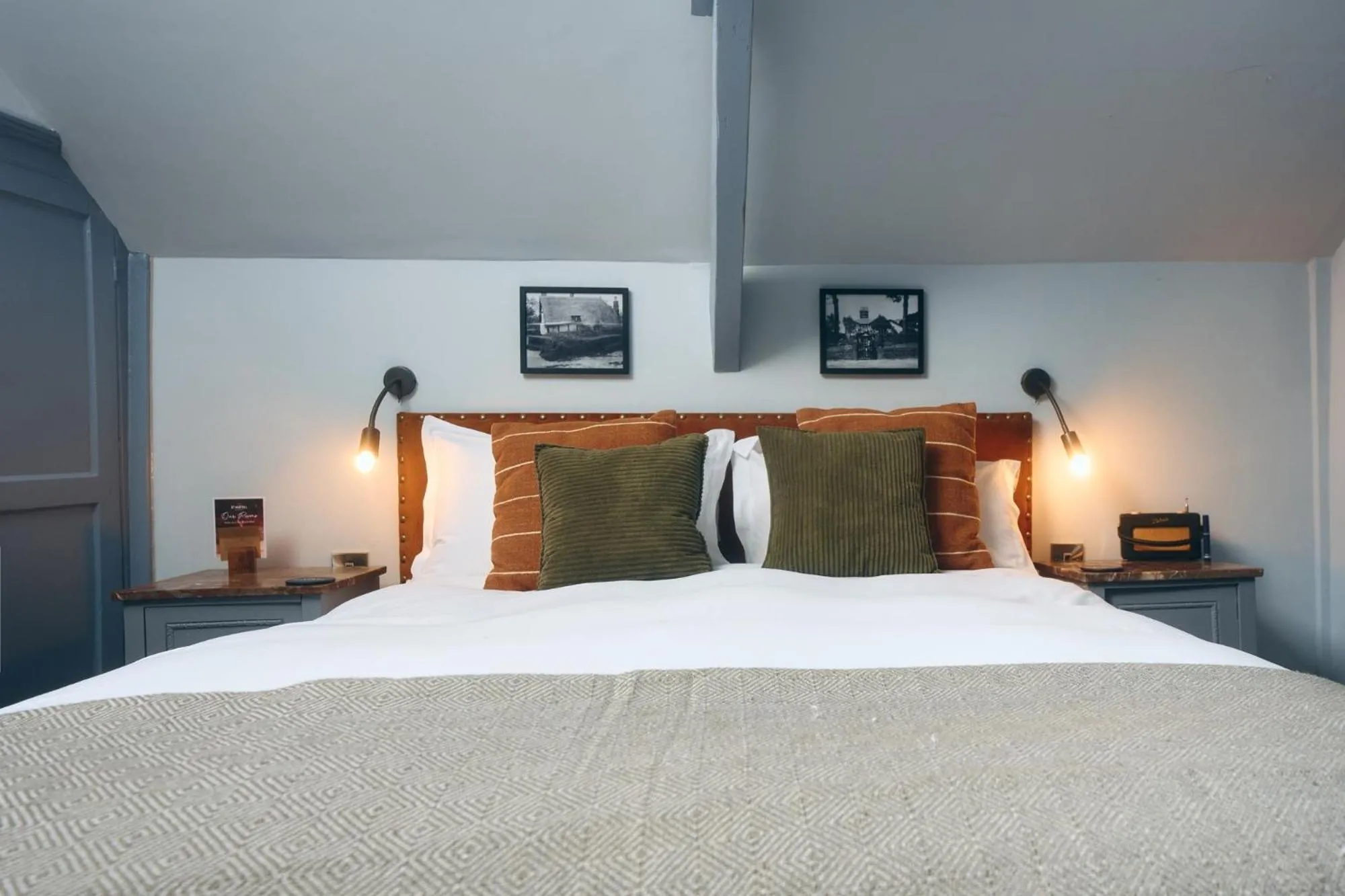 Bed in Port Gaverne Hotel