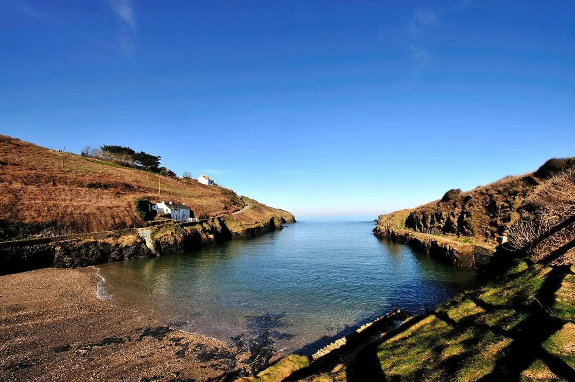 Twin Room in Port Gaverne Hotel Twin Room in Port Gaverne Hotel