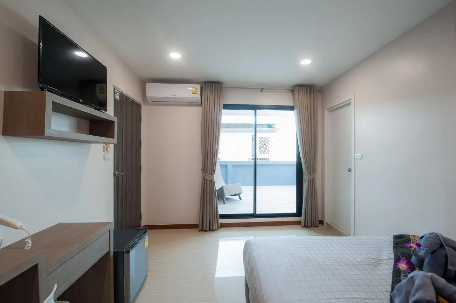 Bed in The Moon Night Hotel Bed in The Moon Night Hotel