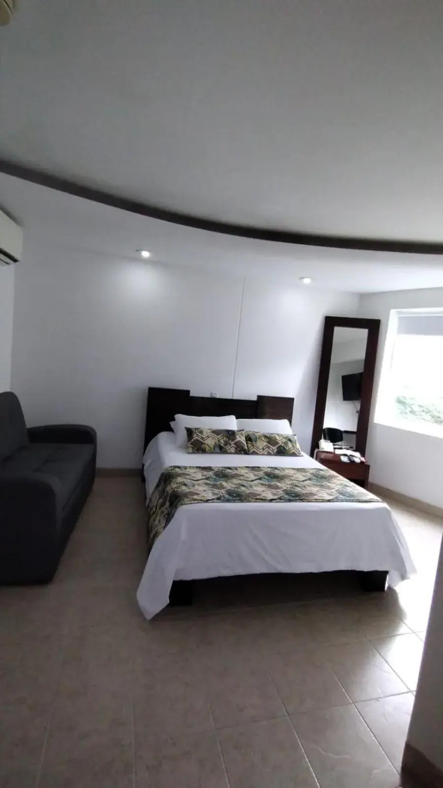 Bed in Hotel Mediterraneo Bed in Hotel Mediterraneo