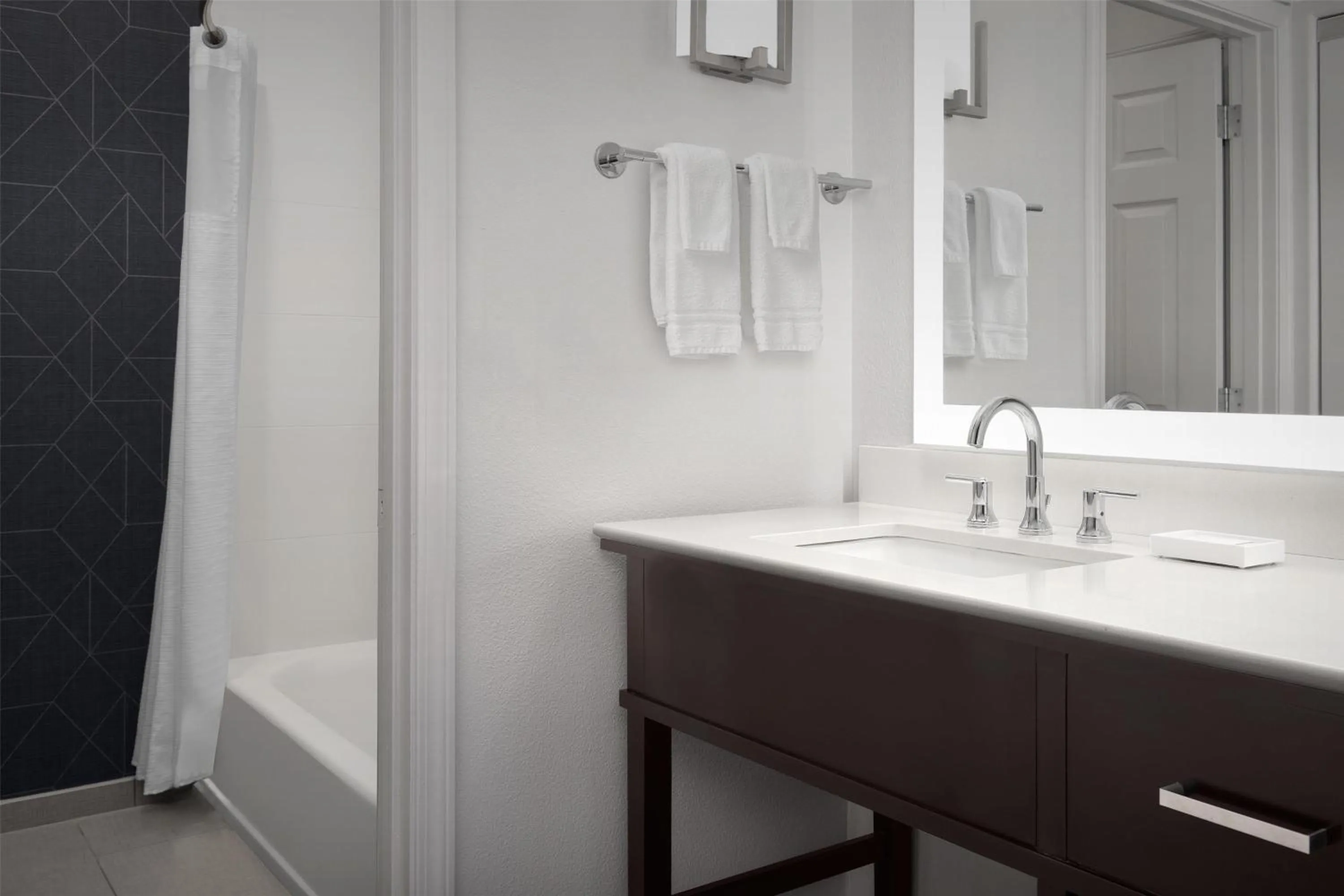 Bathroom in Homewood Suites by Hilton Vancouver / Portland