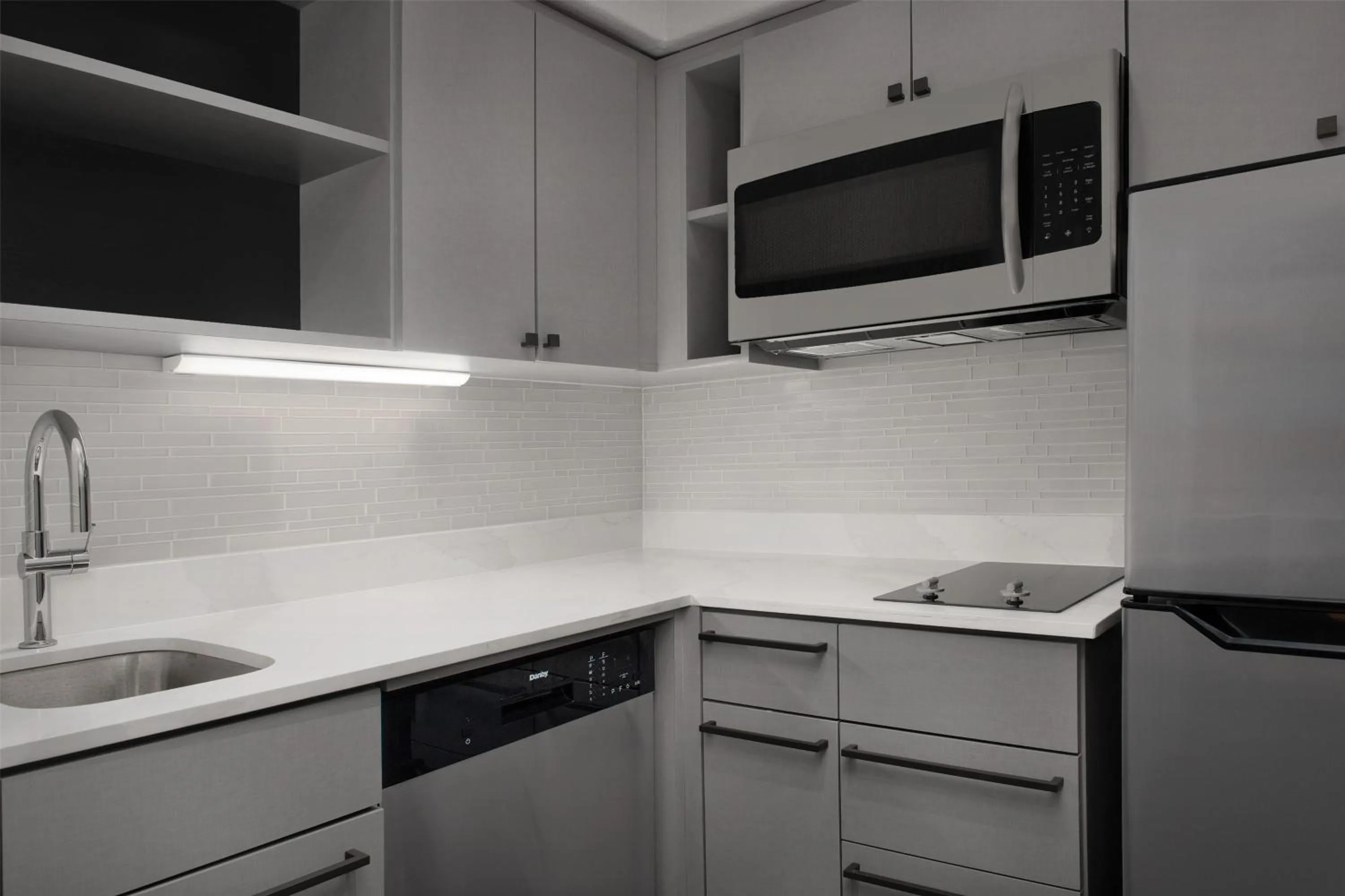 Kitchen or kitchenette in Homewood Suites by Hilton Vancouver / Portland