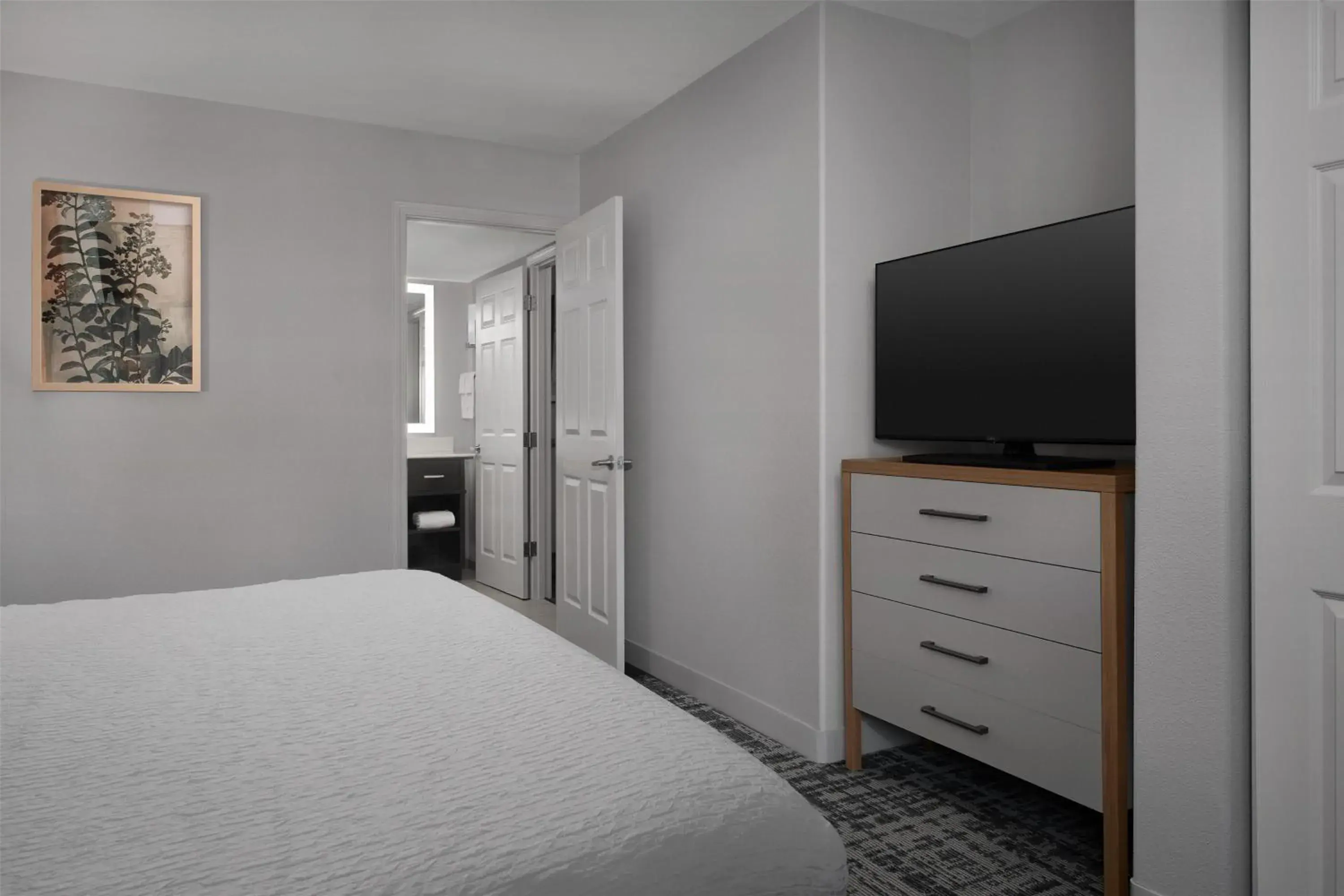 Bed in Homewood Suites by Hilton Vancouver / Portland Bed in Homewood Suites by Hilton Vancouver / Portland