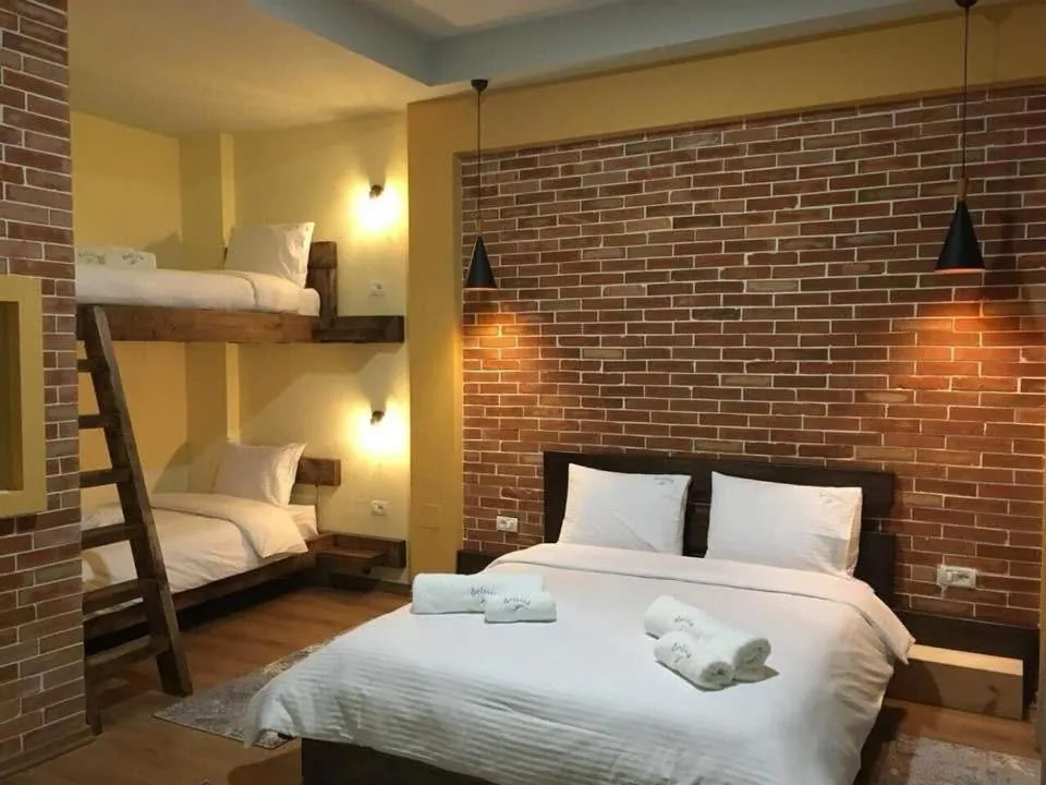 Photo of the whole room, Bed in Hotel Restorant Delisia