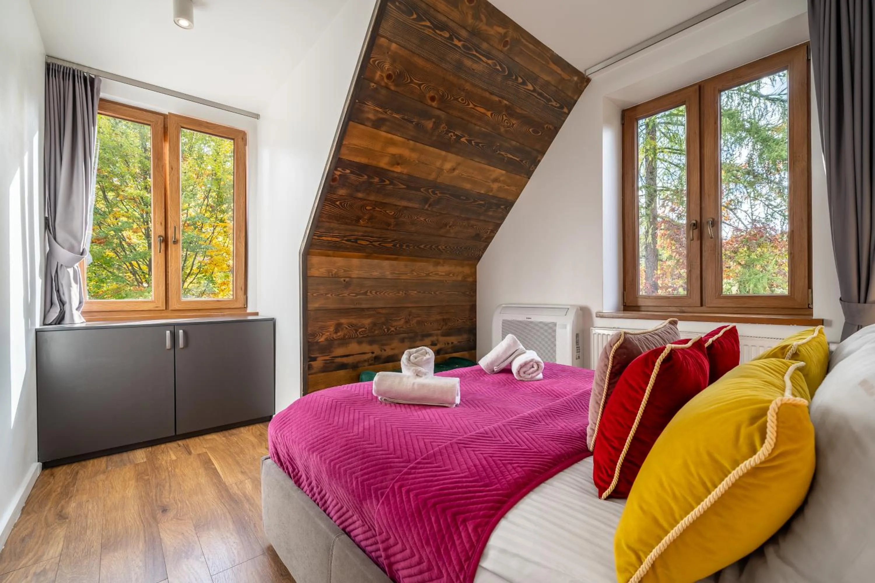 Bed in WILLA JAROSTA & SPA, AC -free parking