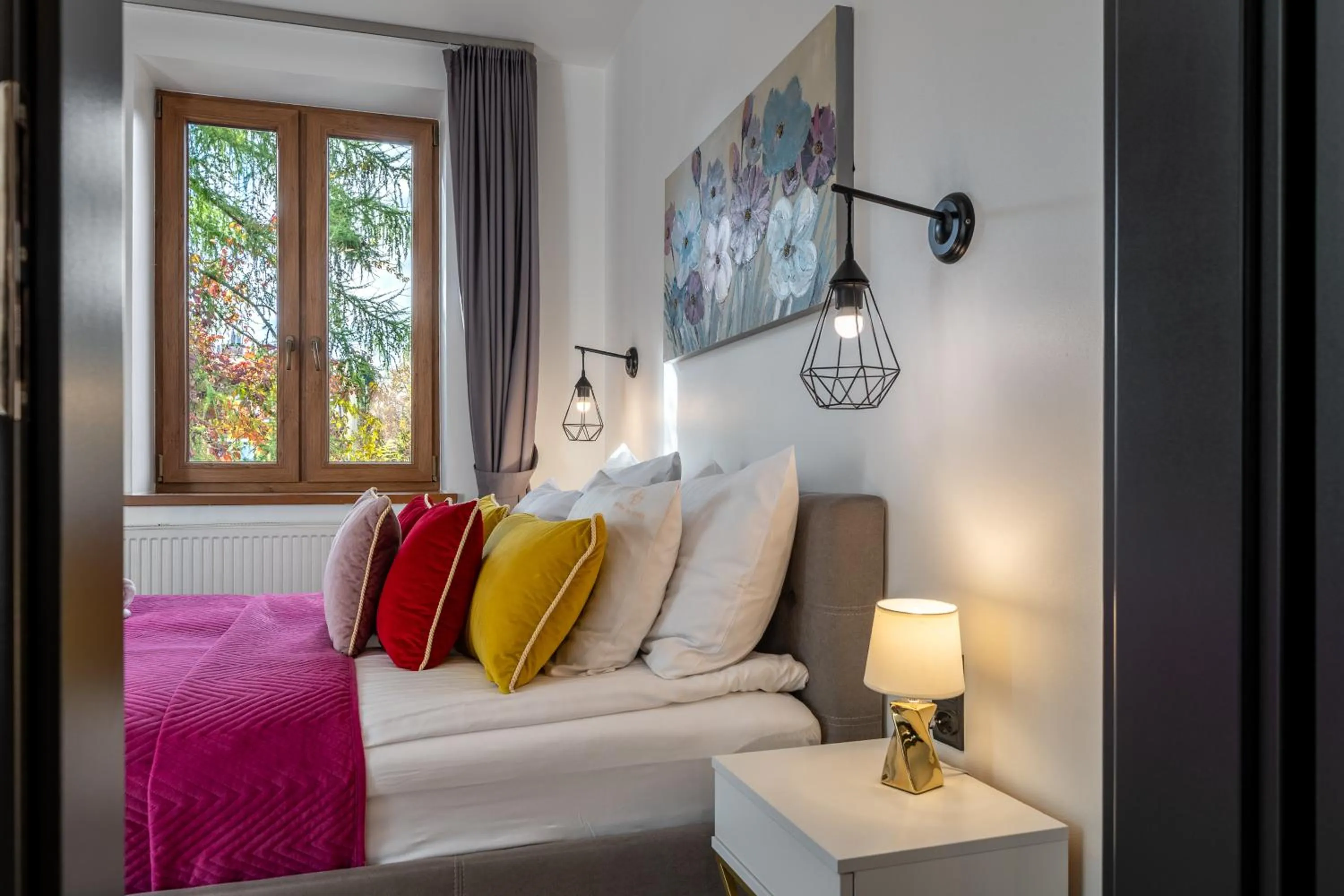 Bed in WILLA JAROSTA & SPA, AC -free parking