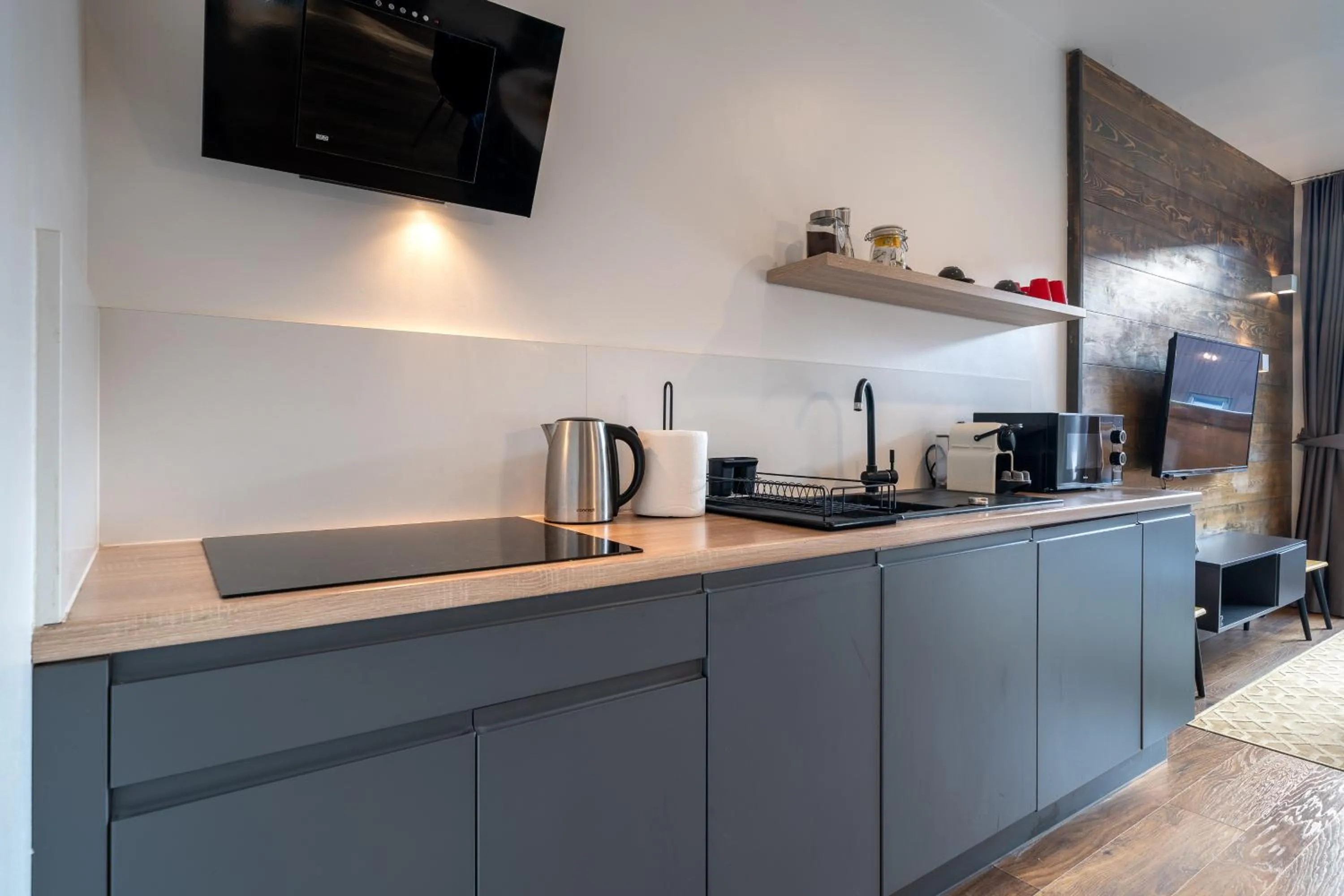 WILLA JAROSTA & SPA, AC -free parking