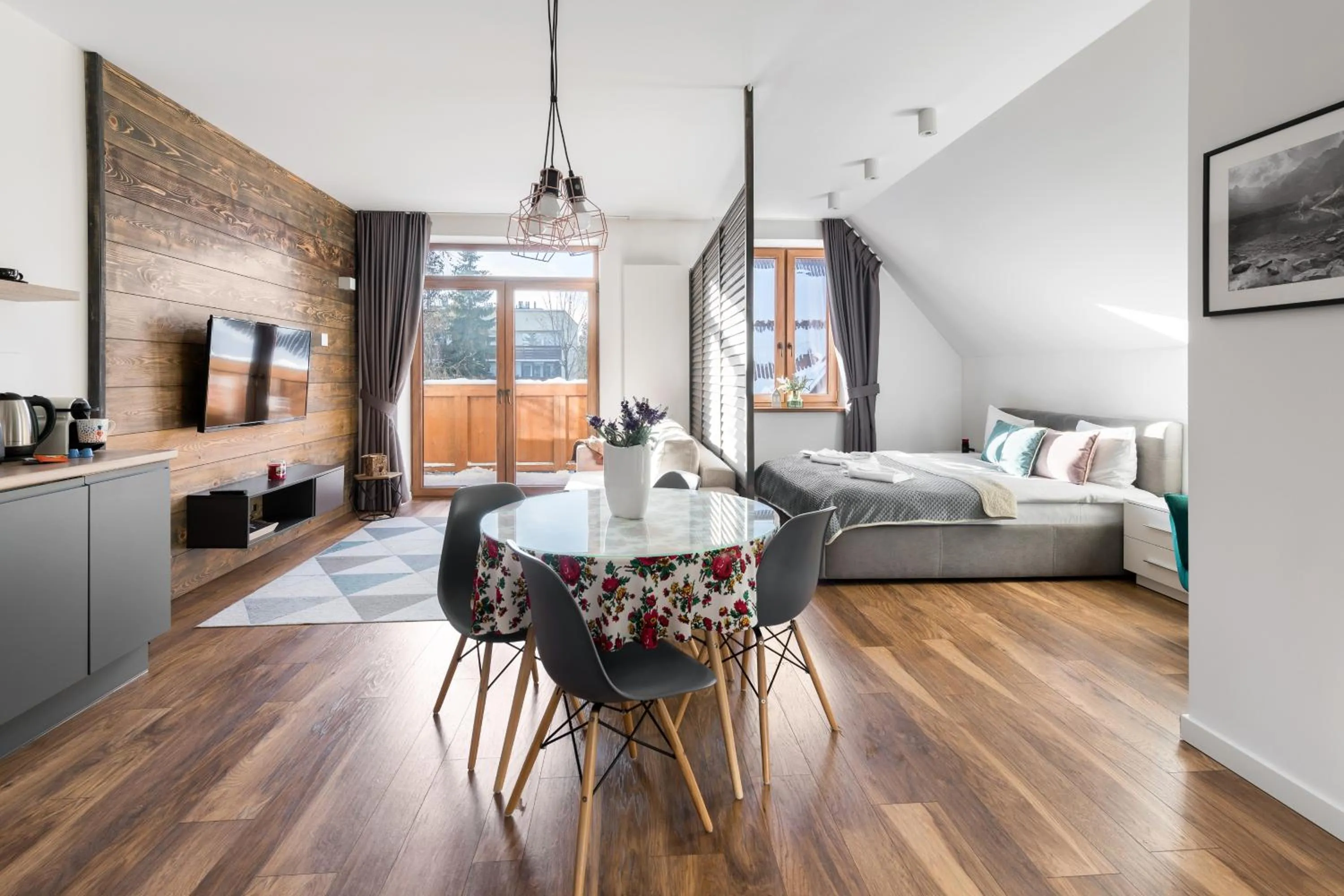 WILLA JAROSTA & SPA, AC -free parking