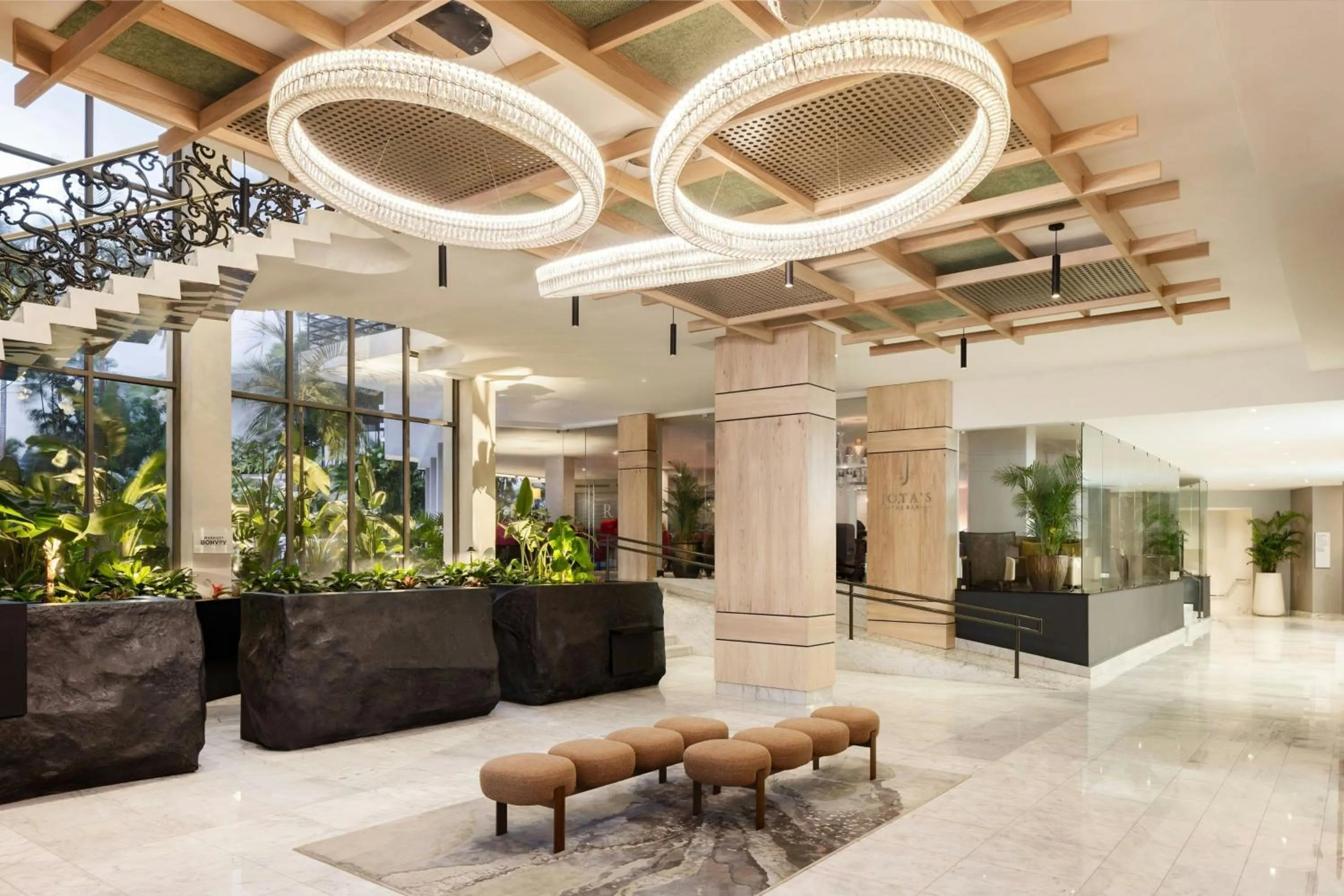 Lobby or reception in Renaissance Panama City Hotel