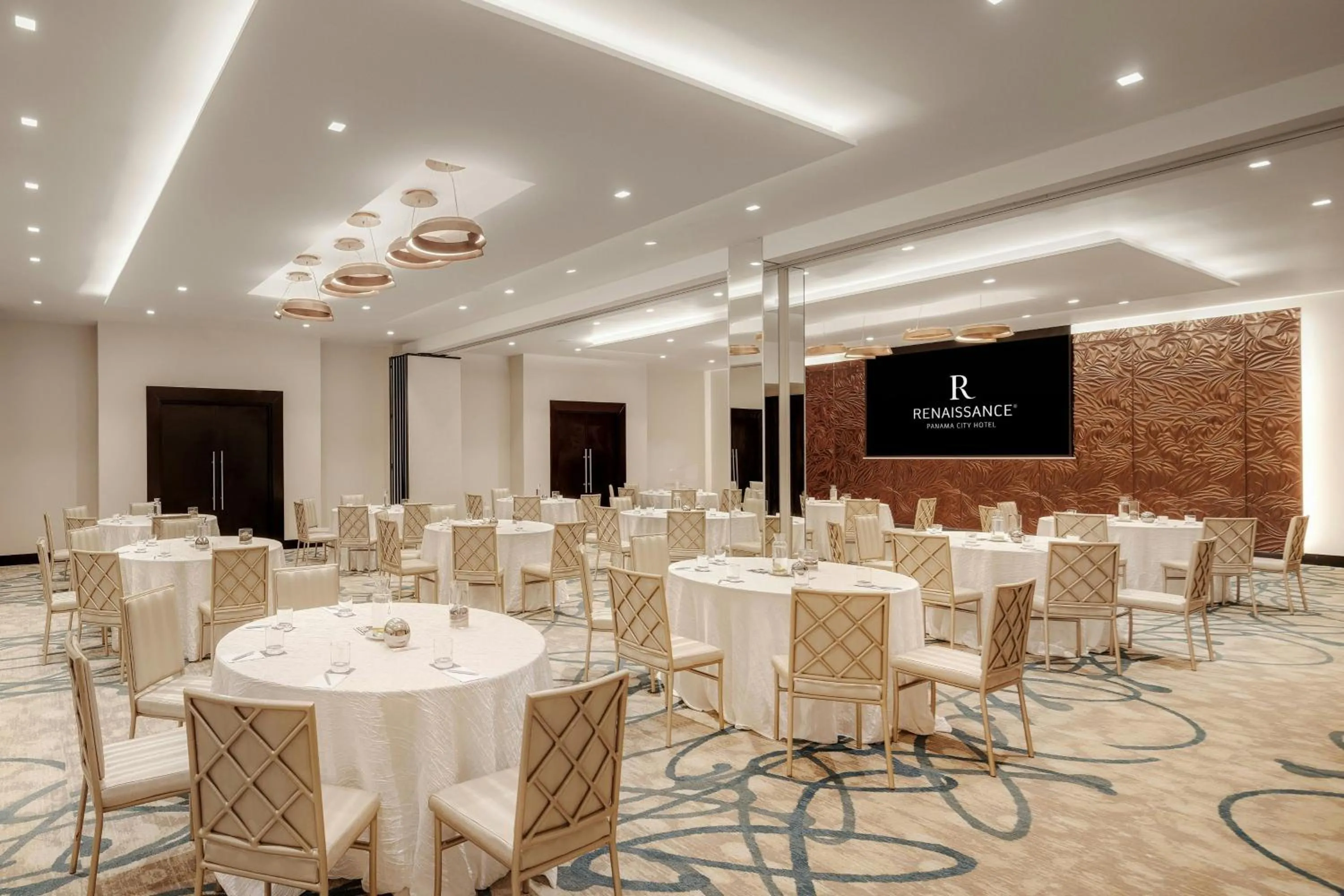 Meeting/conference room in Renaissance Panama City Hotel