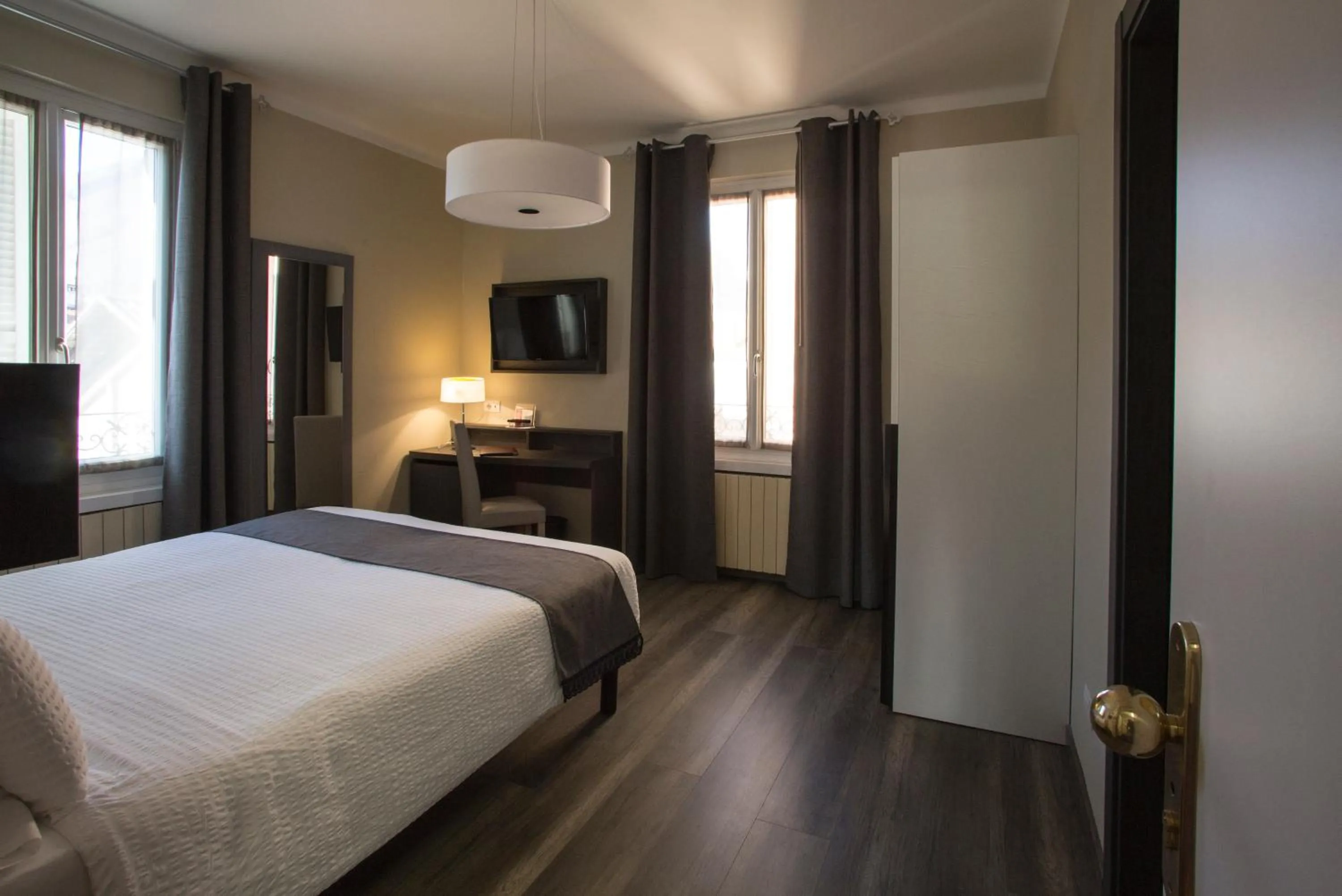 Bed in Hotel Ristorante Eurossola