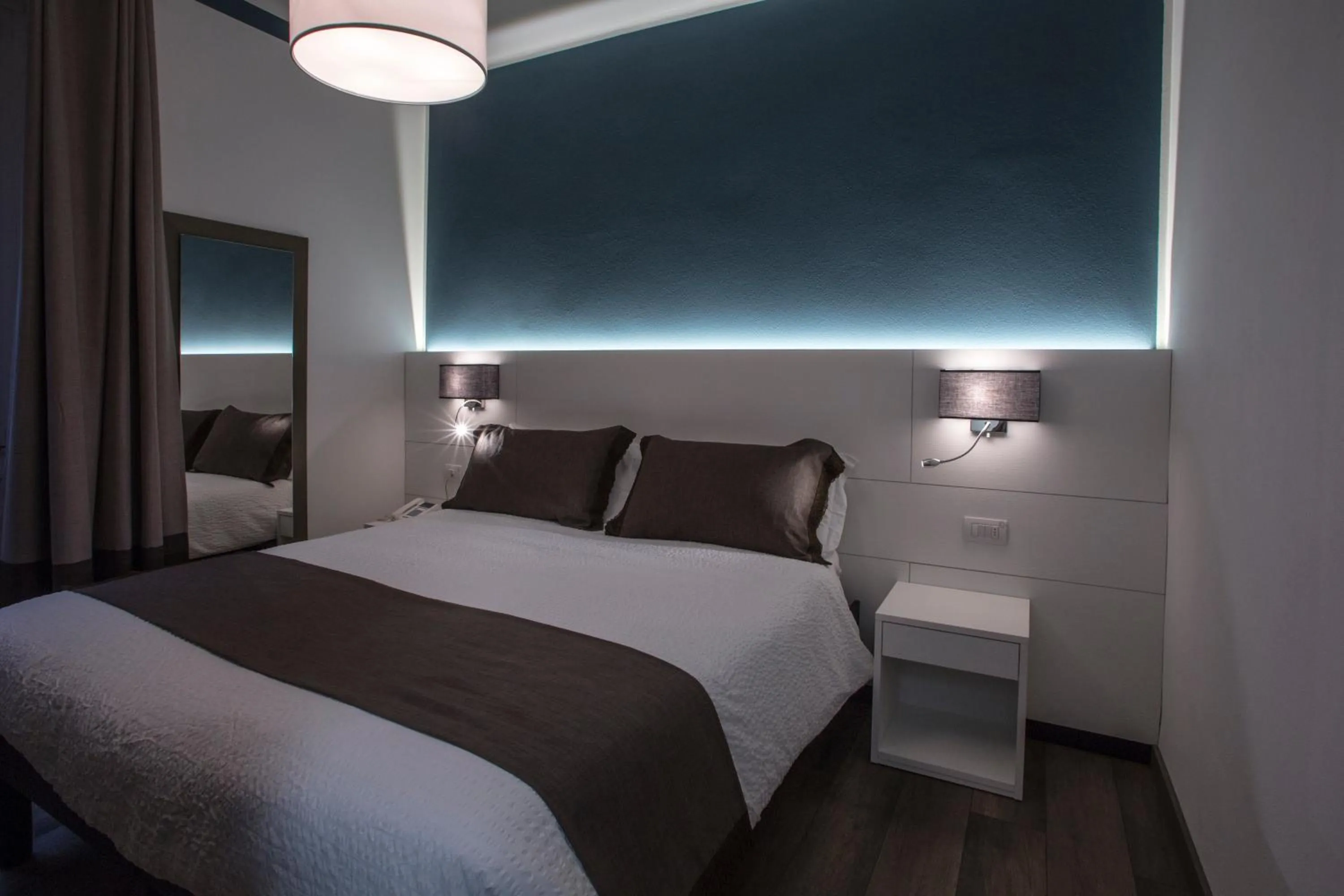 Bed in Hotel Ristorante Eurossola