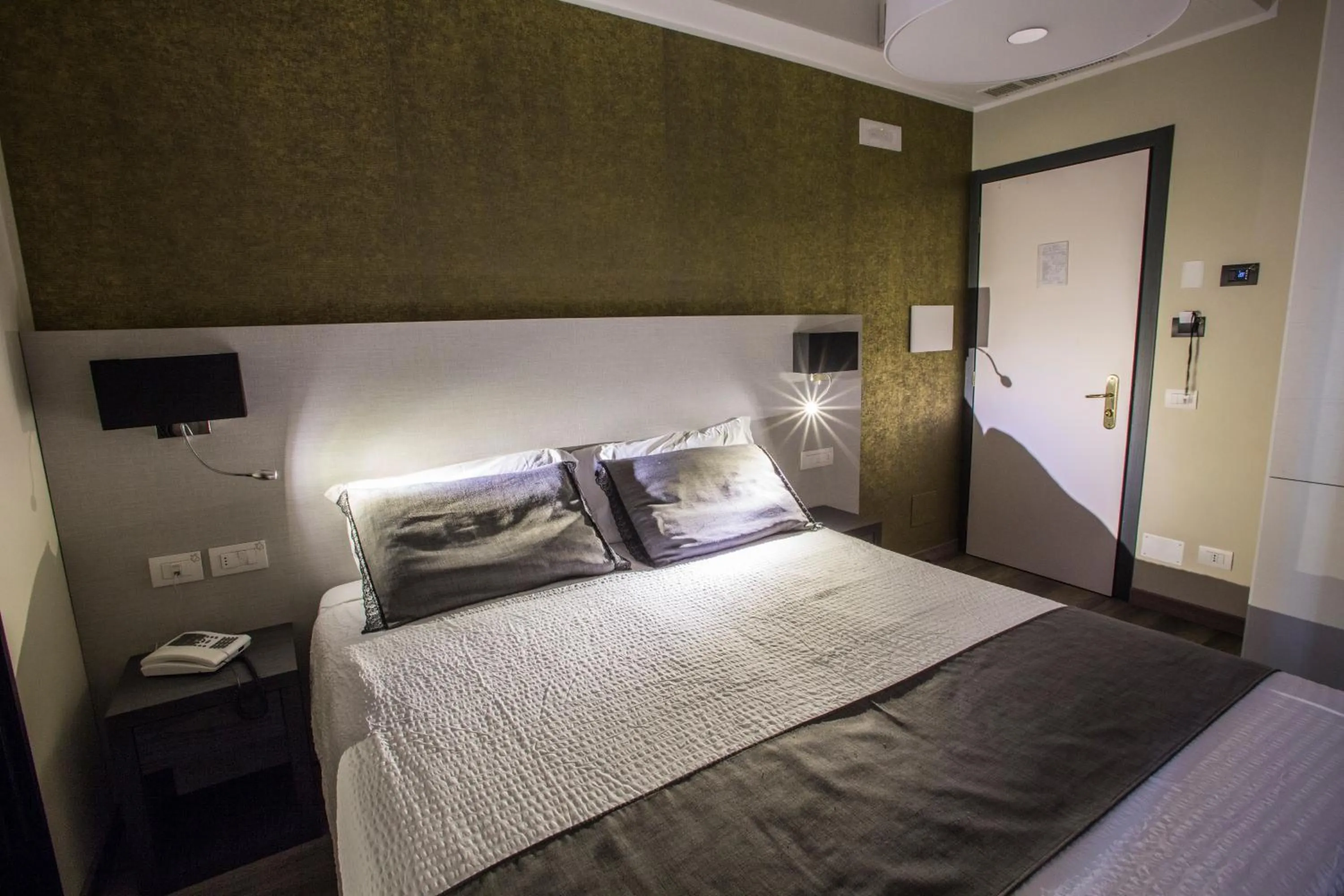 Bedroom, Bed in Hotel Ristorante Eurossola