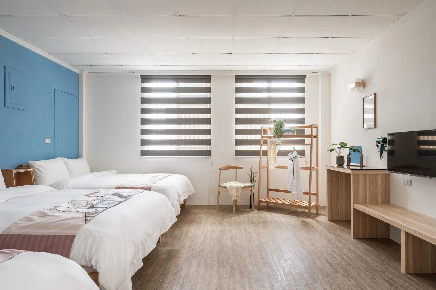 People, Bed in Hibnb Guesthouse