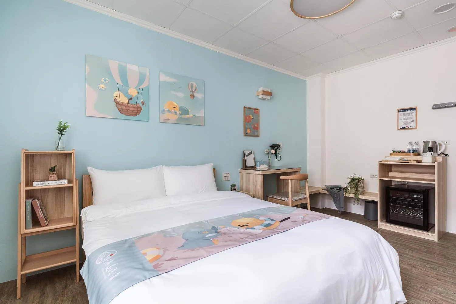 People, Bed in Hibnb Guesthouse