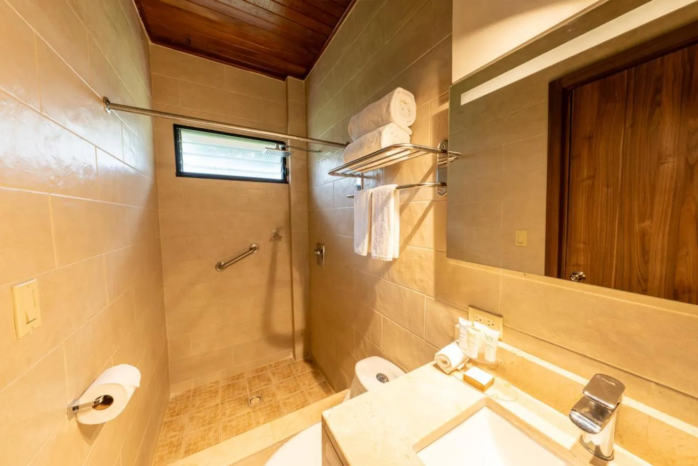 Shower in Hotel Faranda Guayacanes, a member of Radisson Individuals