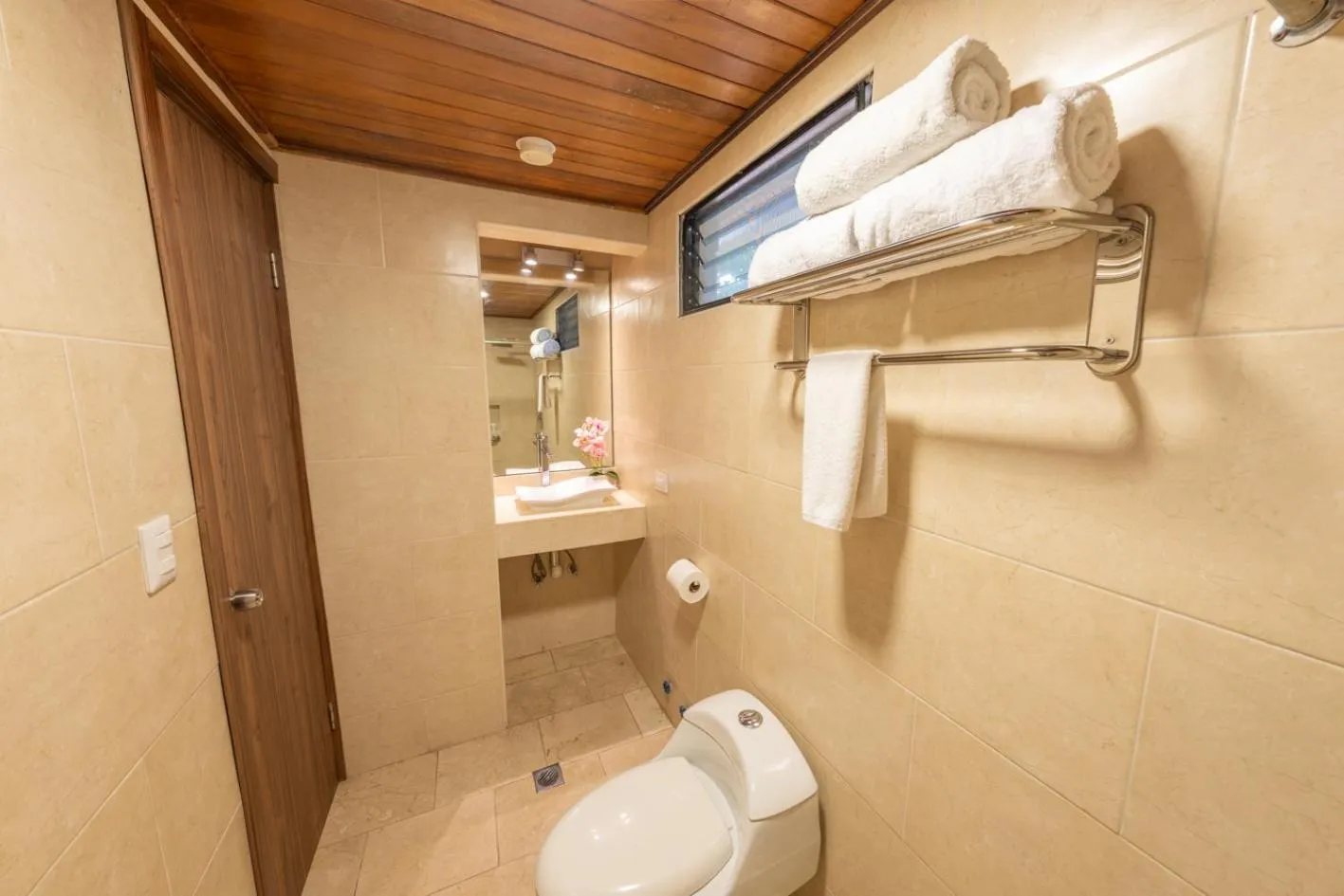 Bathroom in Hotel Faranda Guayacanes, a member of Radisson Individuals