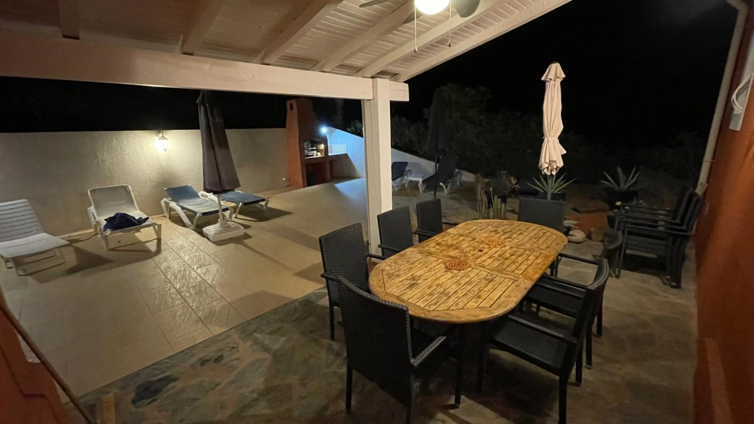 Dining area in Corse Villa Porticcio vue Mer