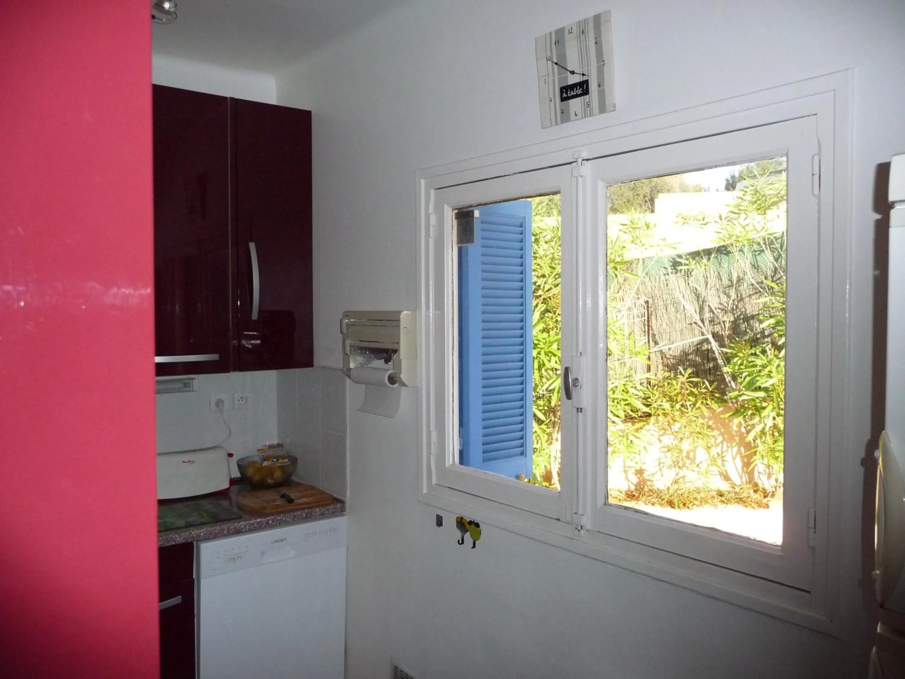 Kitchen or kitchenette in Corse Villa Porticcio vue Mer