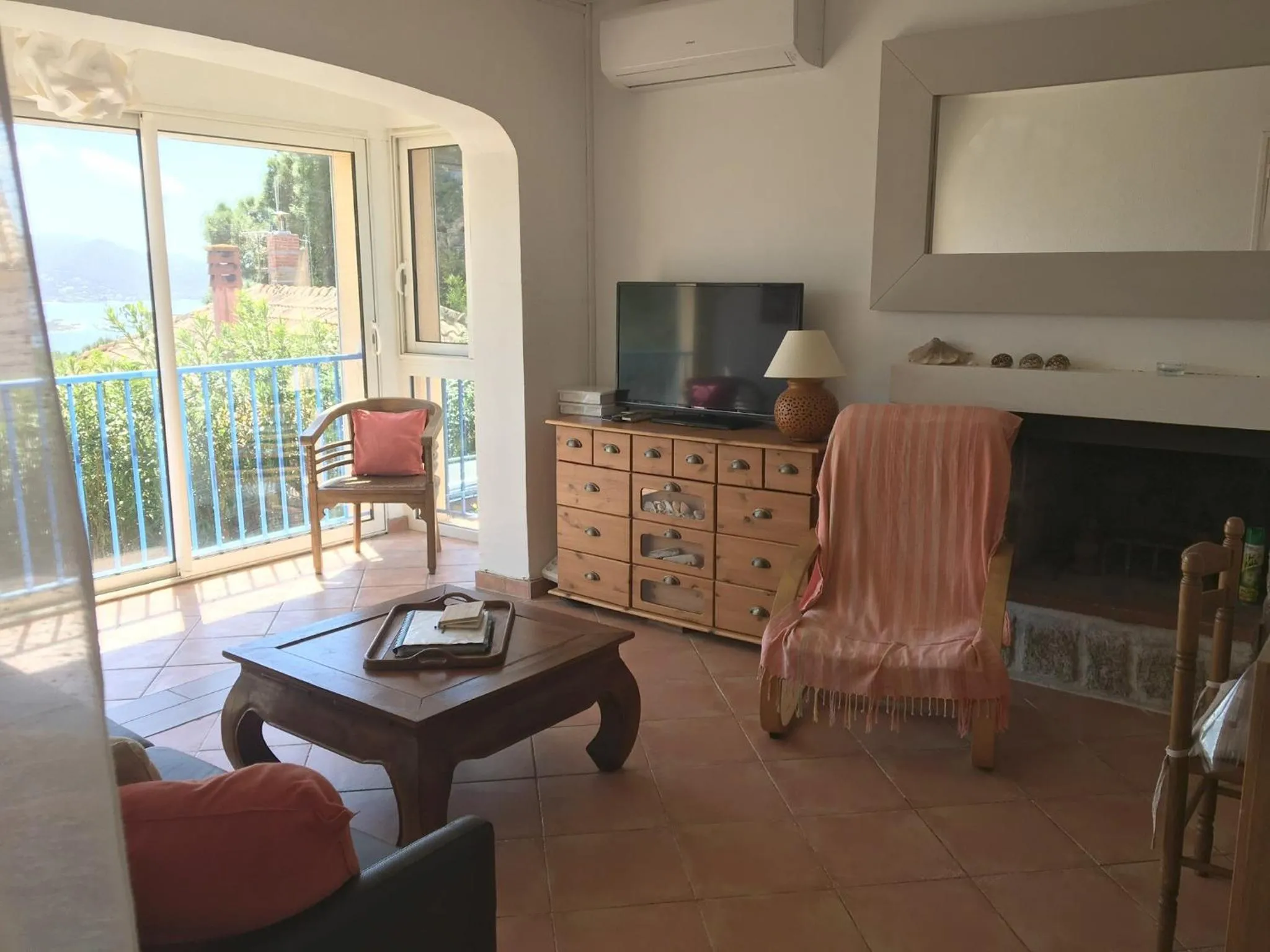 Living room in Corse Villa Porticcio vue Mer