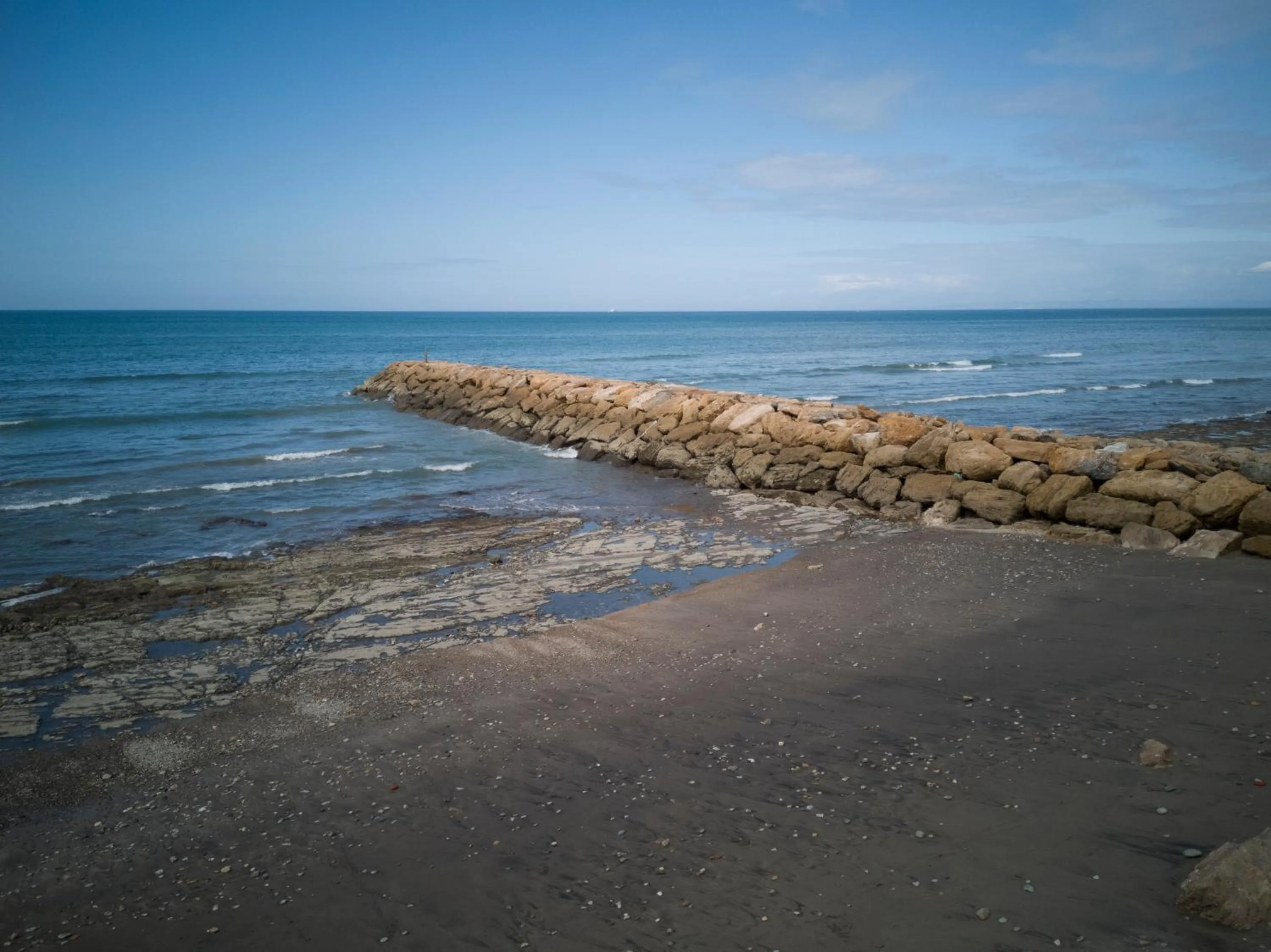 Beach in MantaHost Hotel