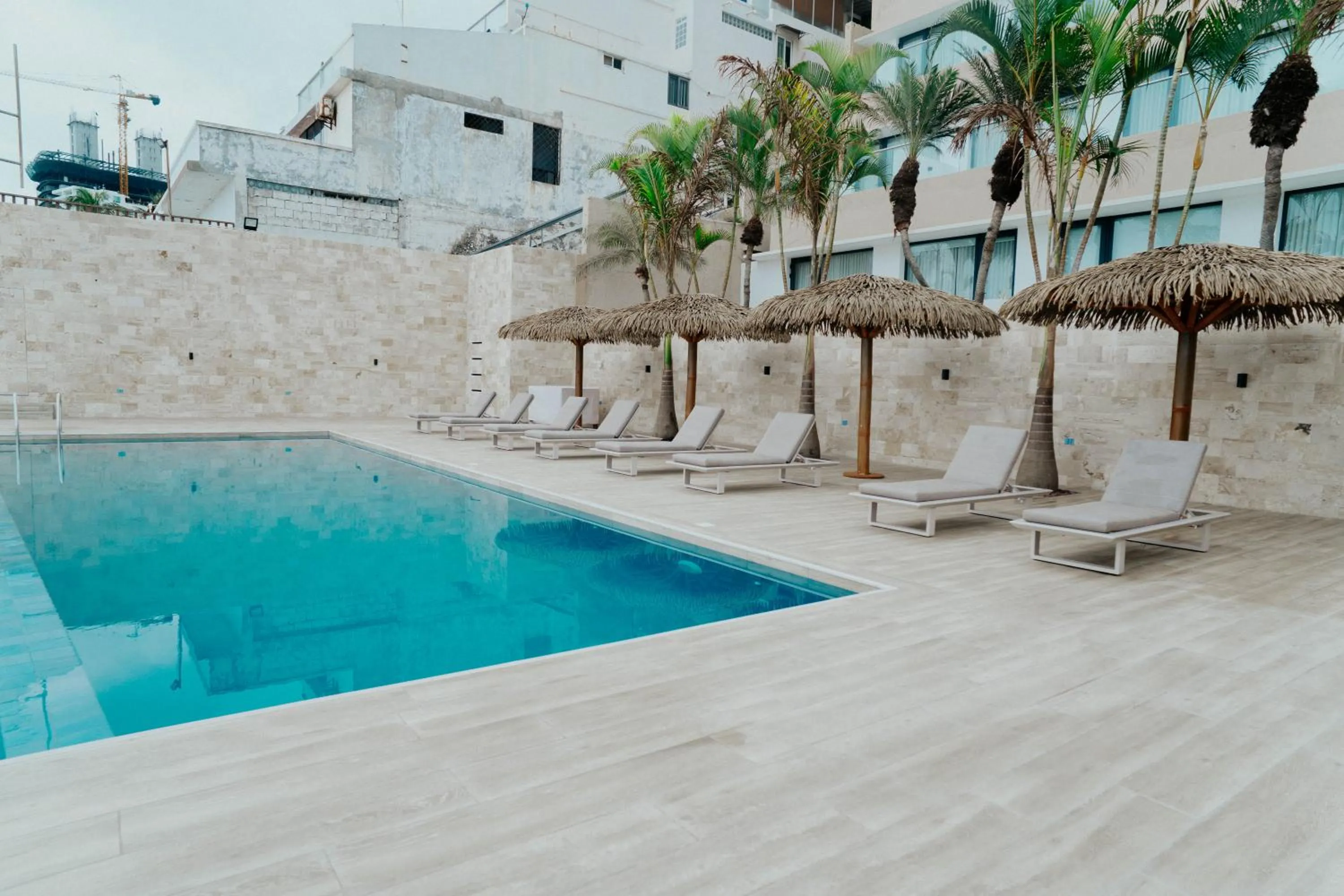 Pool view in MantaHost Hotel