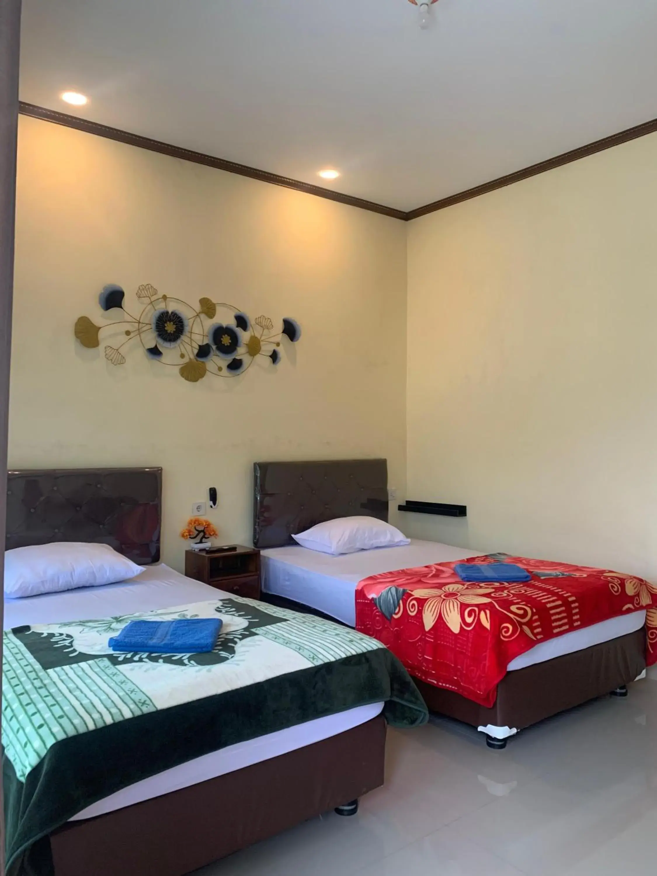 Deluxe Twin Room in Gubuk Ndeso Bromo Deluxe Twin Room in Gubuk Ndeso Bromo