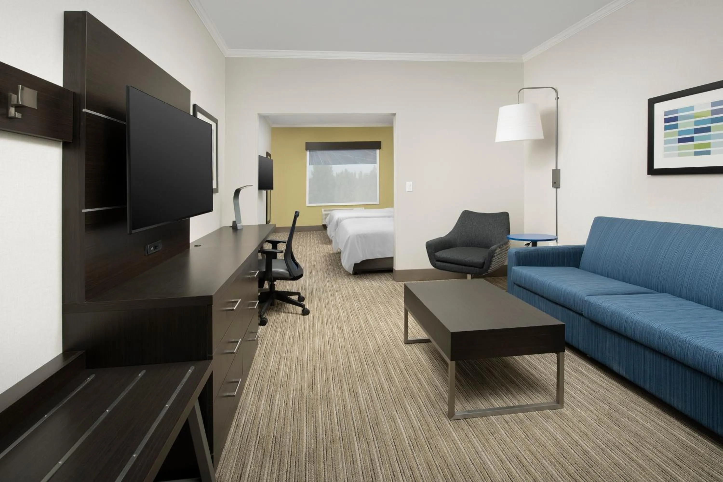 Photo of the whole room, Bed in Holiday Inn Express Puyallup by IHG