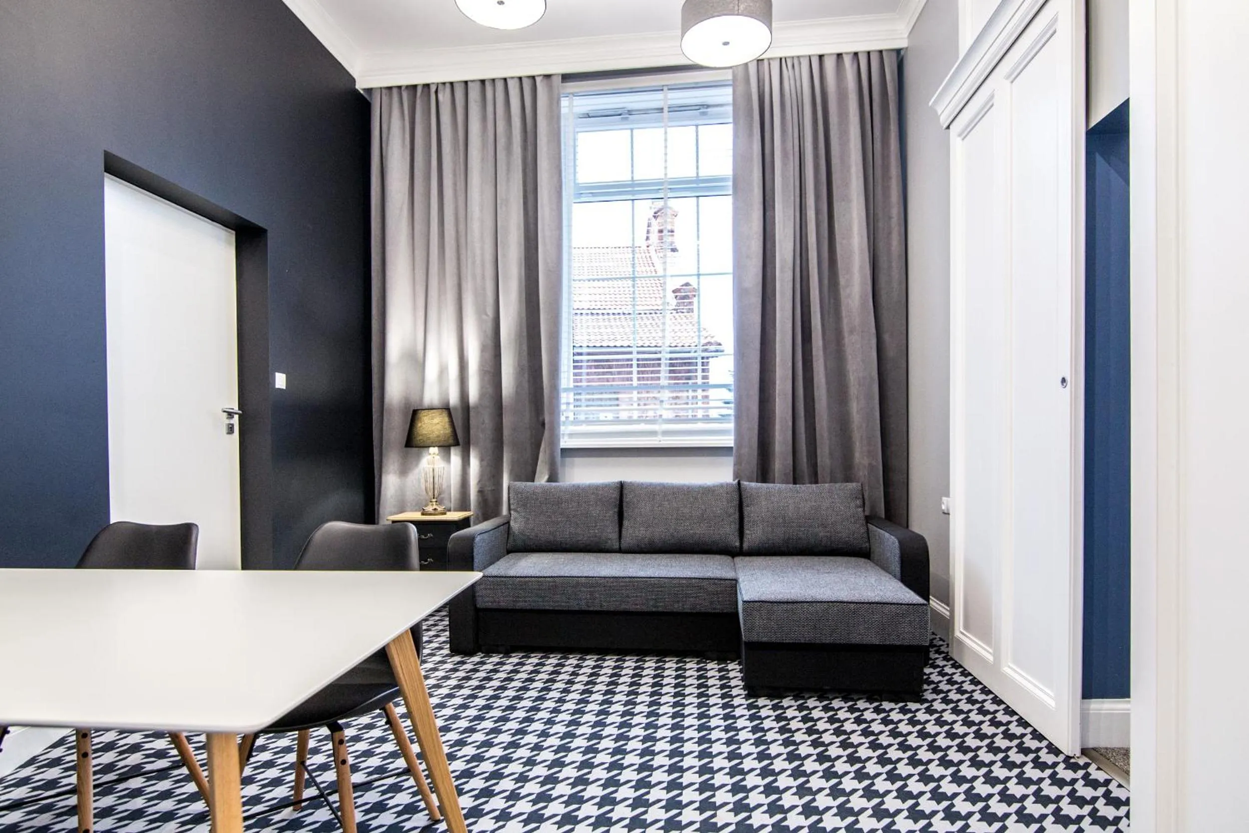 Night in Pensjonat Retro