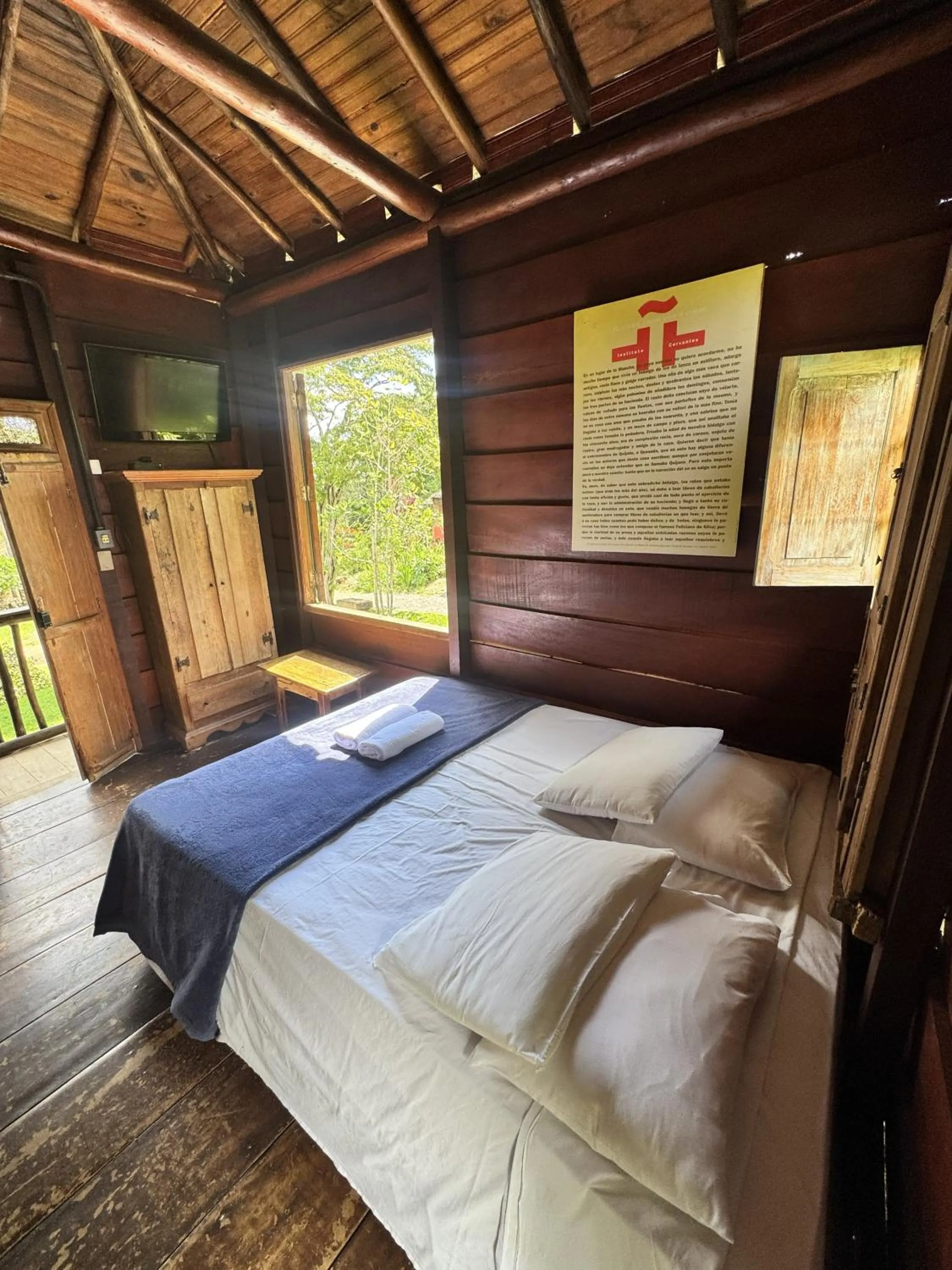 Bedroom, Bed in Capricho Asturiano